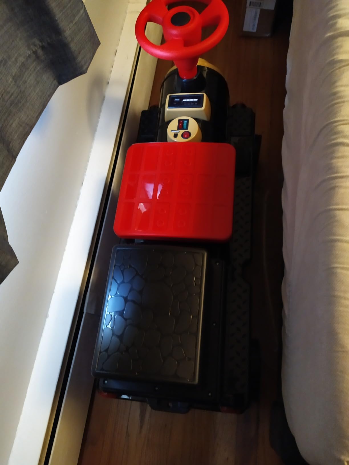 ANPABO 2 Seater Ride On Train Trackless, Choo Choo Train Whistle, Red customer photo 1