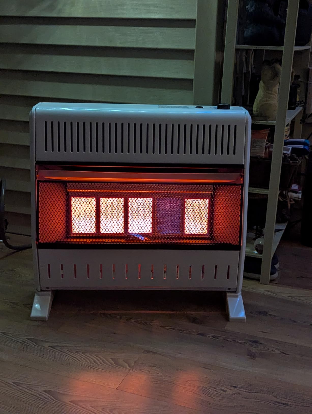 ProCom Heating Natural Gas Ventless Infrared Plaque Heater With Base Feet - 30,000 BTU, T-Stat Control - Model# MN300TPA-B customer photo 2