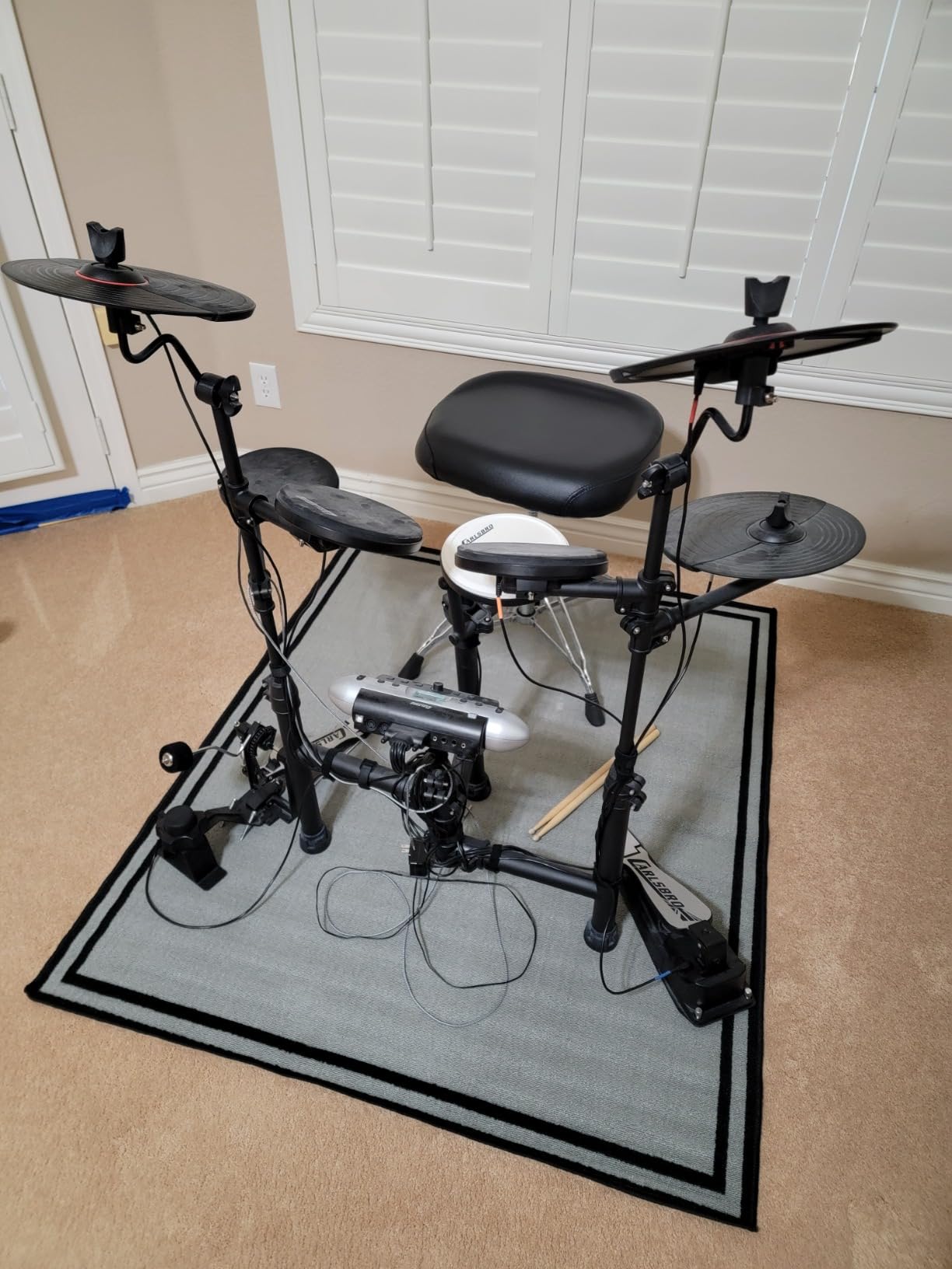 Drum Rug Mat with Non-Slip Grip Bottom, 4x6ft Drum Carpet Noise Reduction, Drum Floor Mat for Electric Drum and Jazz Drum Set Splash Stands, Gift for Drummer, Music Drum Accessories, 48x72in, Black customer photo 1