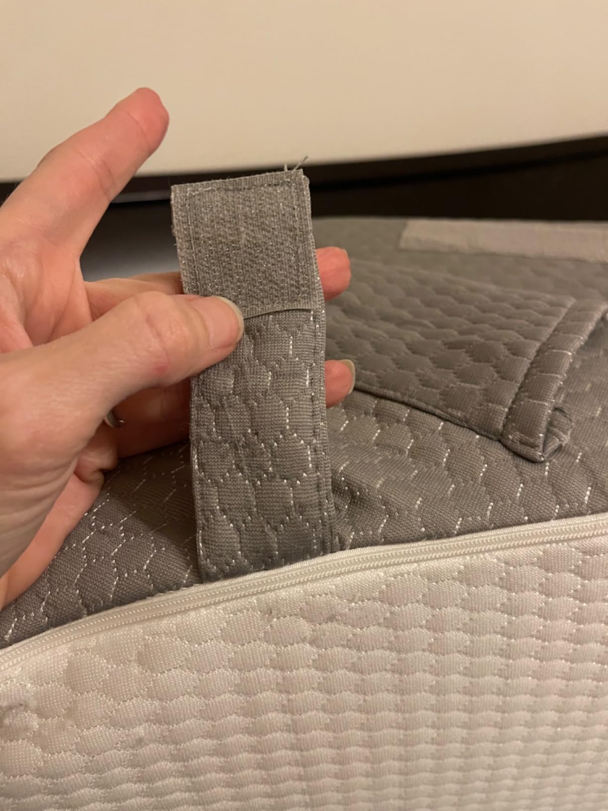 Bedluxe Wedge Pillow Set for After Surgery, Orthopedic Bed Wedge White/Grey | Adjustable 9&12 Inch, Bed Wedge Pillow For Headboard, Acid Reflux & Back Pain Relief, Sleeping & Sitting Up, Neck & Lumbar Support customer photo 1