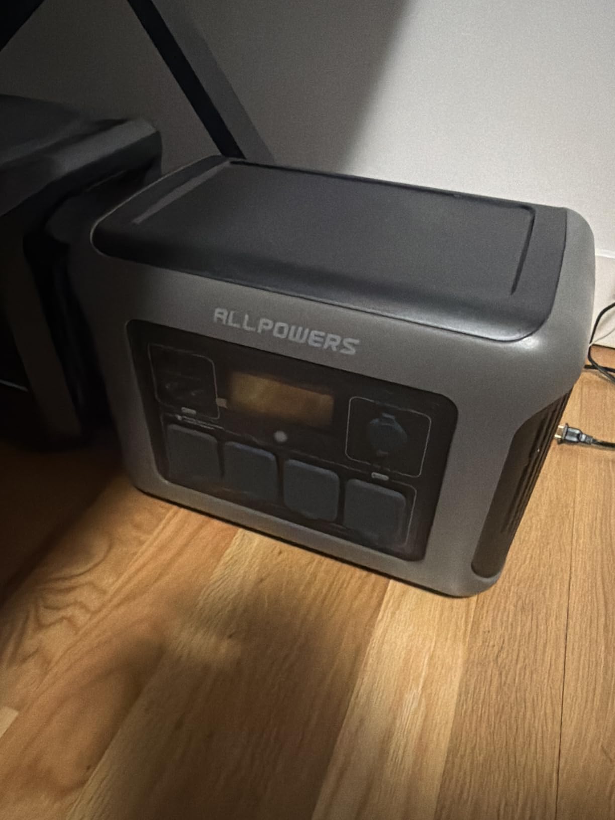 ALLPOWERS P1800 Portable Power Station, 1024Wh, 1800W AC Output LiFePO4 customer photo 1