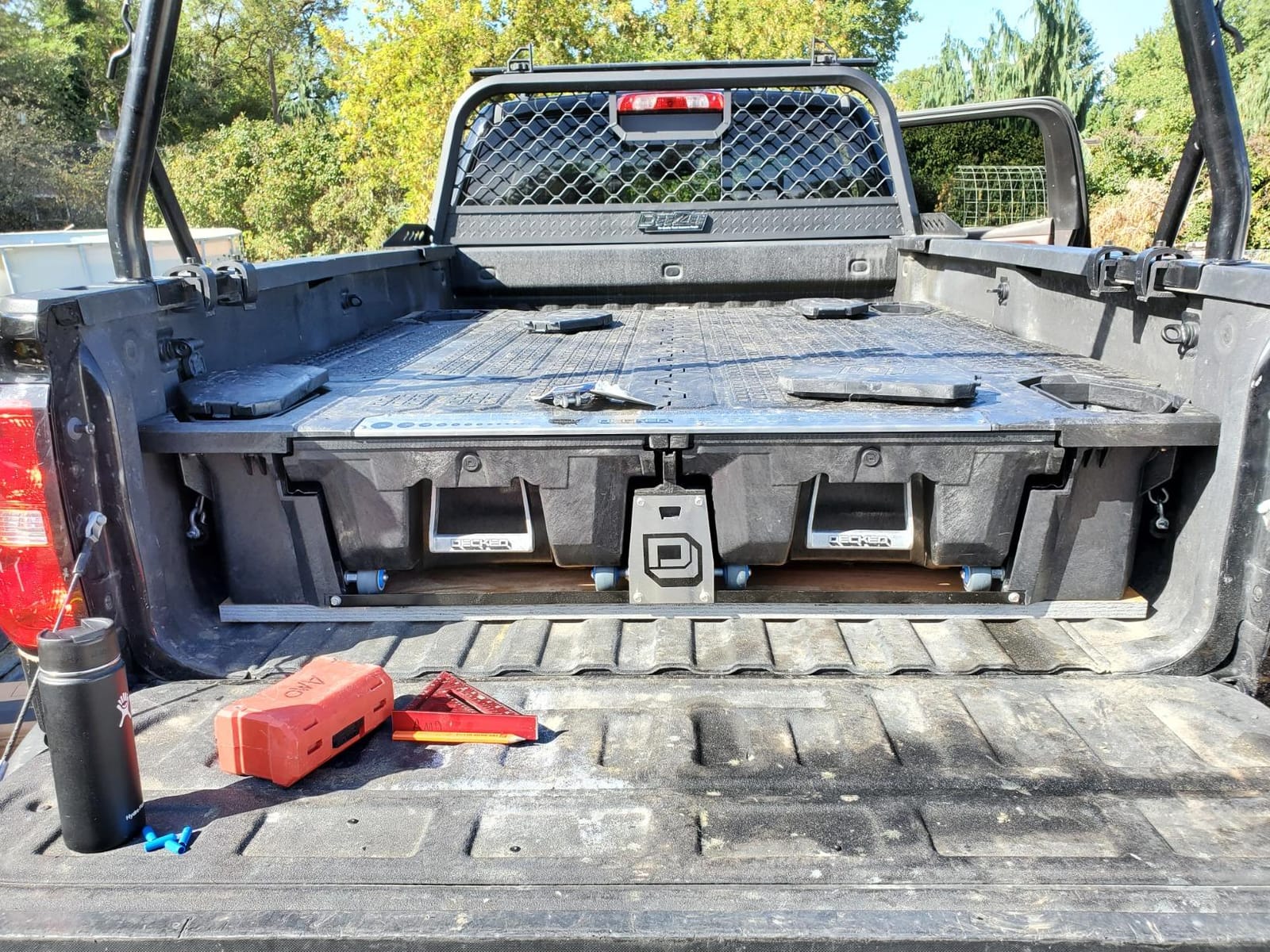 DECKED Truck Bed Storage System Includes System Accessories | Compatible with Chevy Silverado & GMC Sierra 1500 (2019-Current New Body Style/Next Gen) 5'9