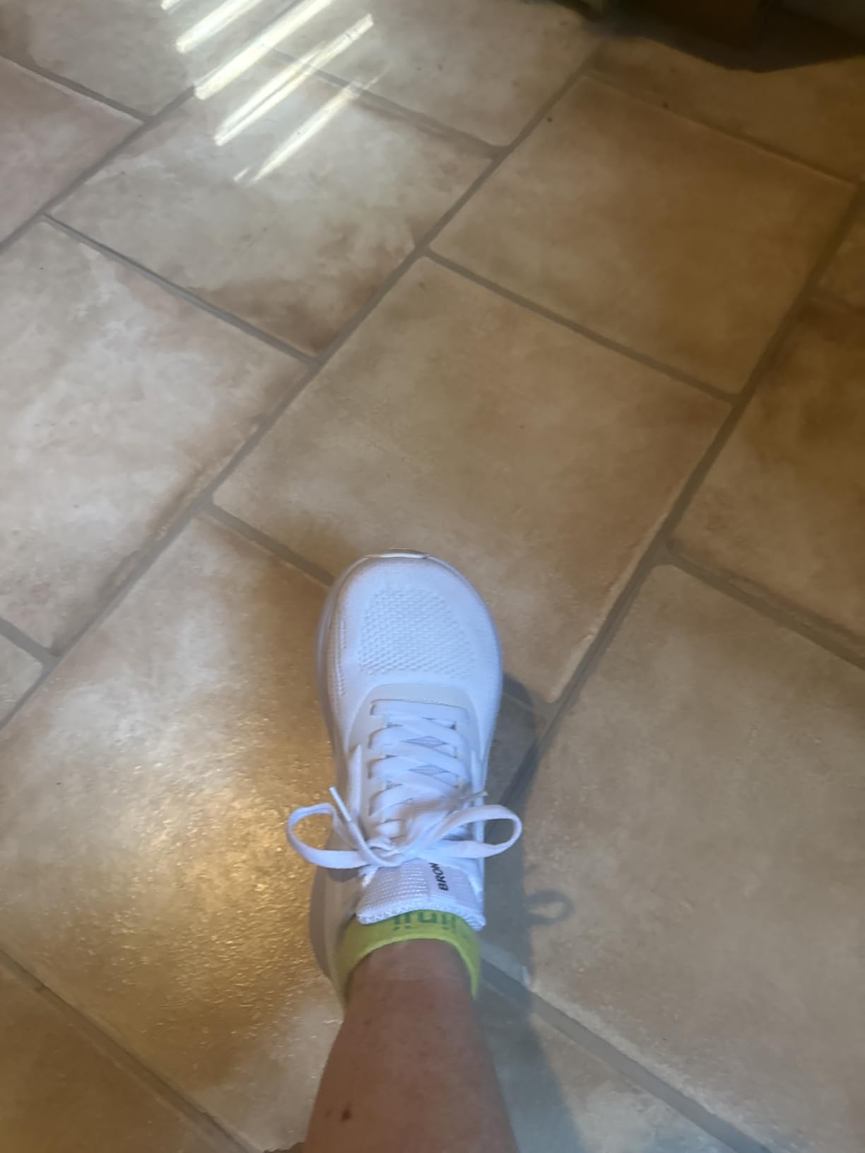 BRONAX Womens Wide Toe Box Road Running Shoes S71 customer photo 2