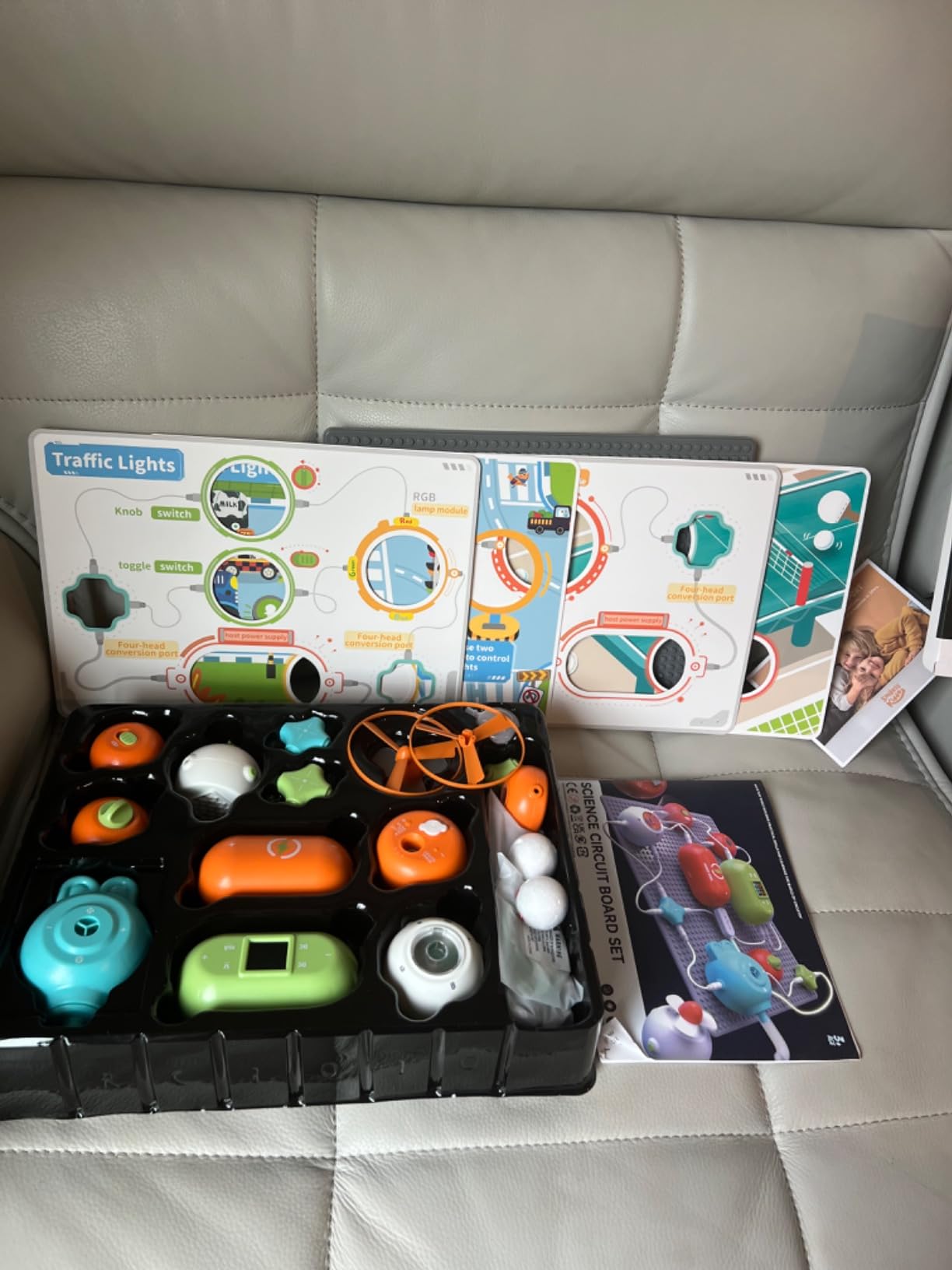 SMILESSKIDDO Science Kits Electronics STEM Kit 420+ Projects 35 Parts customer photo 1