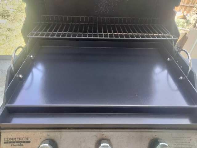 onlyfire Universal BBQ Griddle with Handles for Most Grills, 18