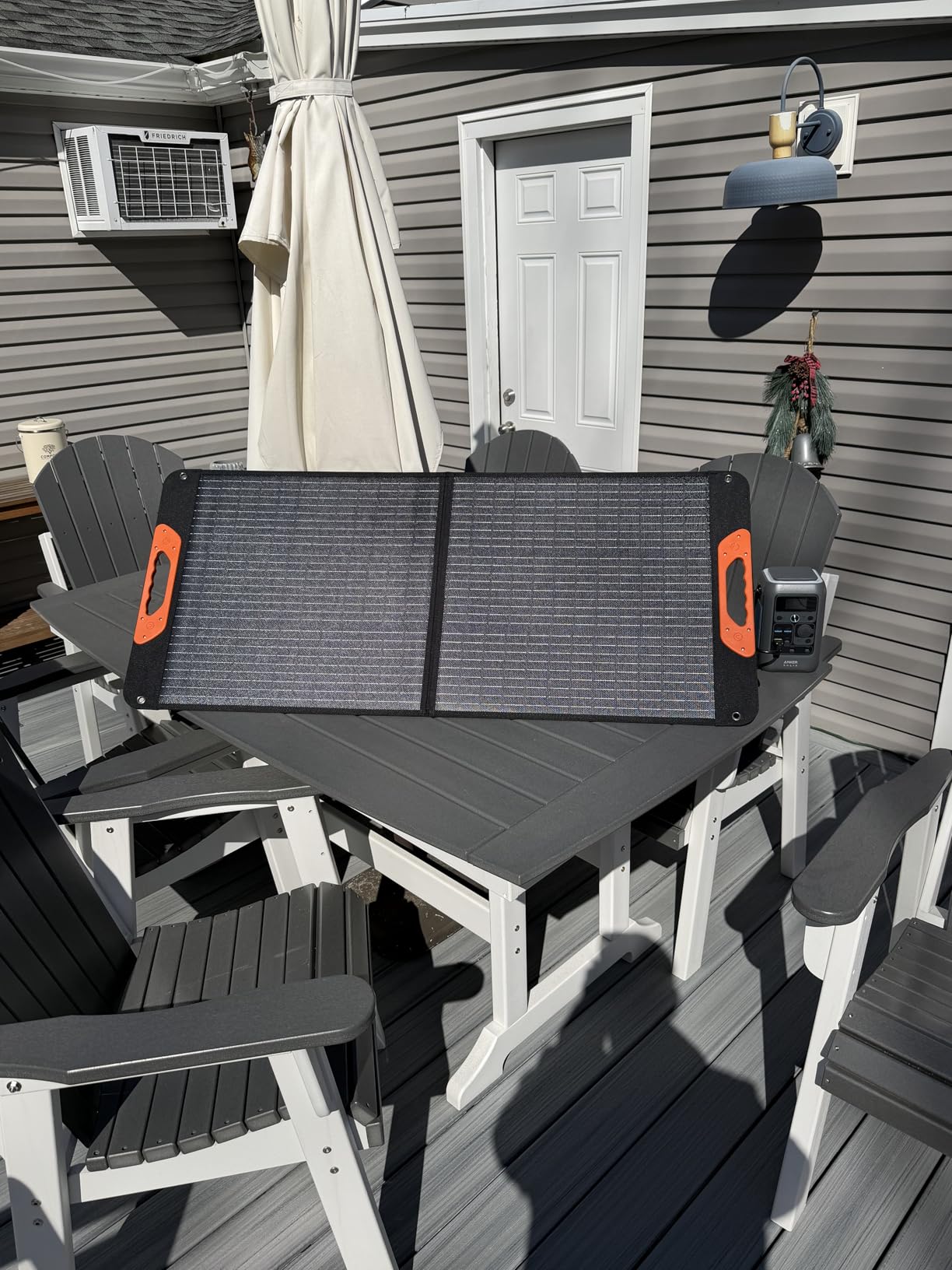 ZOUPW 100W Portable Solar Panel for Power Station,23.5% Efficiency Mono Foldable Solar Charger for Jackery 300/Ecoflow River/Anker/Bluetti,IP67 Waterproof for Camping RV Off-Grid Emergency Power customer photo 2
