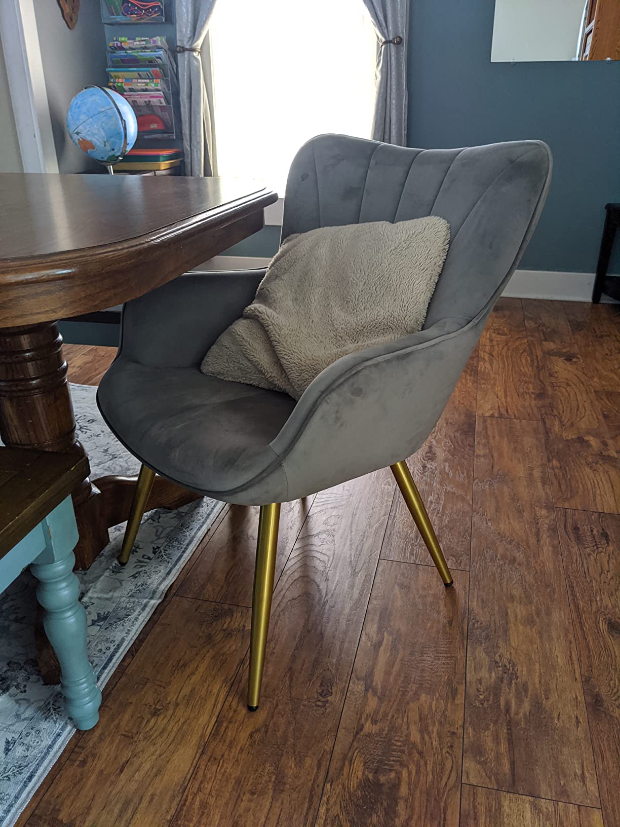 Yaheetech Accent Chair, Upholstered Armchair with Metal Legs, Ivory | Boucle Fabric Reading Chair, Modern and Elegant Side Chair for Living Room Bedroom Office Vanity Lounge Waiting Room customer photo 1
