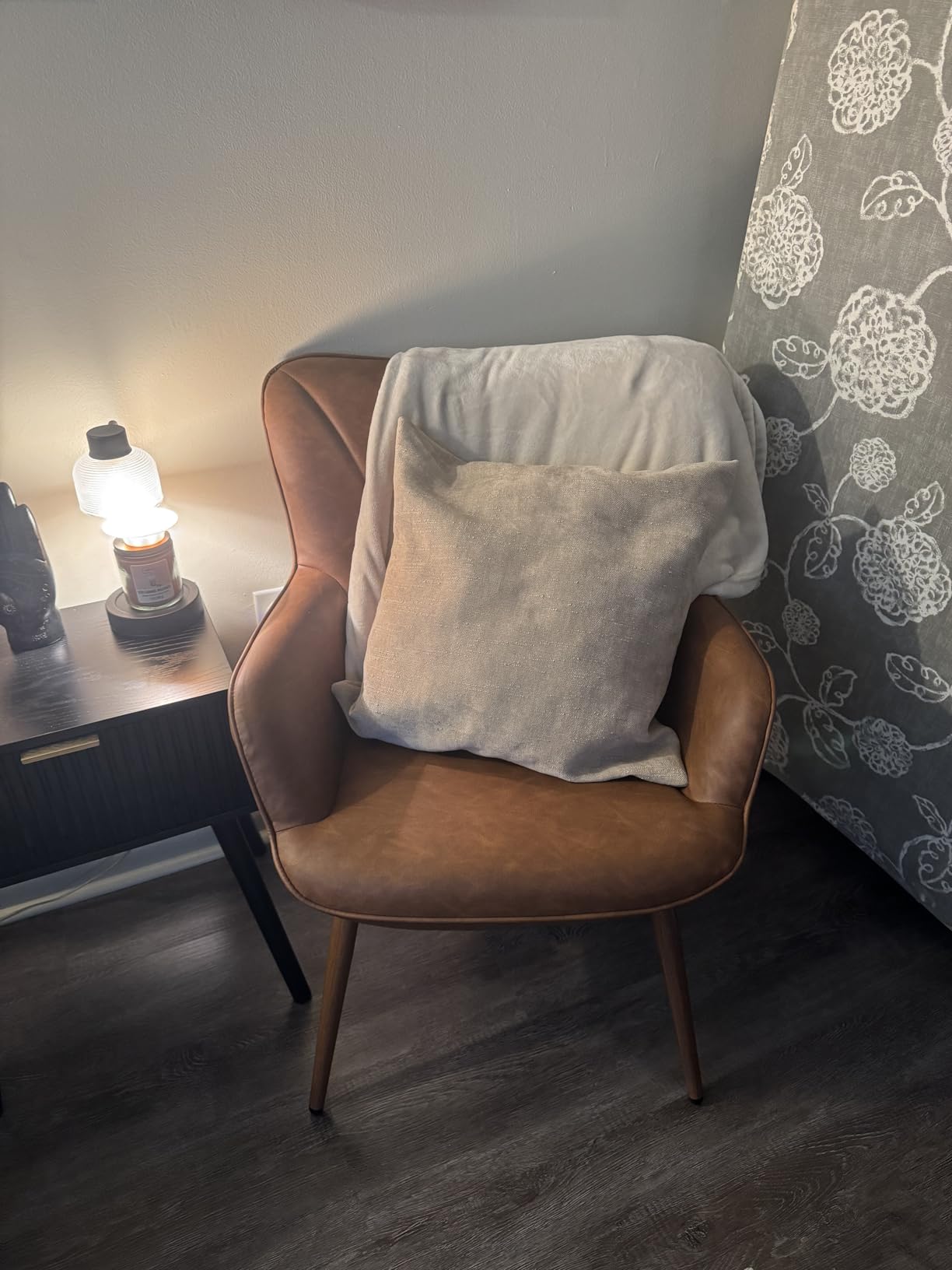 Yaheetech Accent Chair, Upholstered Armchair with Metal Legs, Ivory | Boucle Fabric Reading Chair, Modern and Elegant Side Chair for Living Room Bedroom Office Vanity Lounge Waiting Room customer photo 2