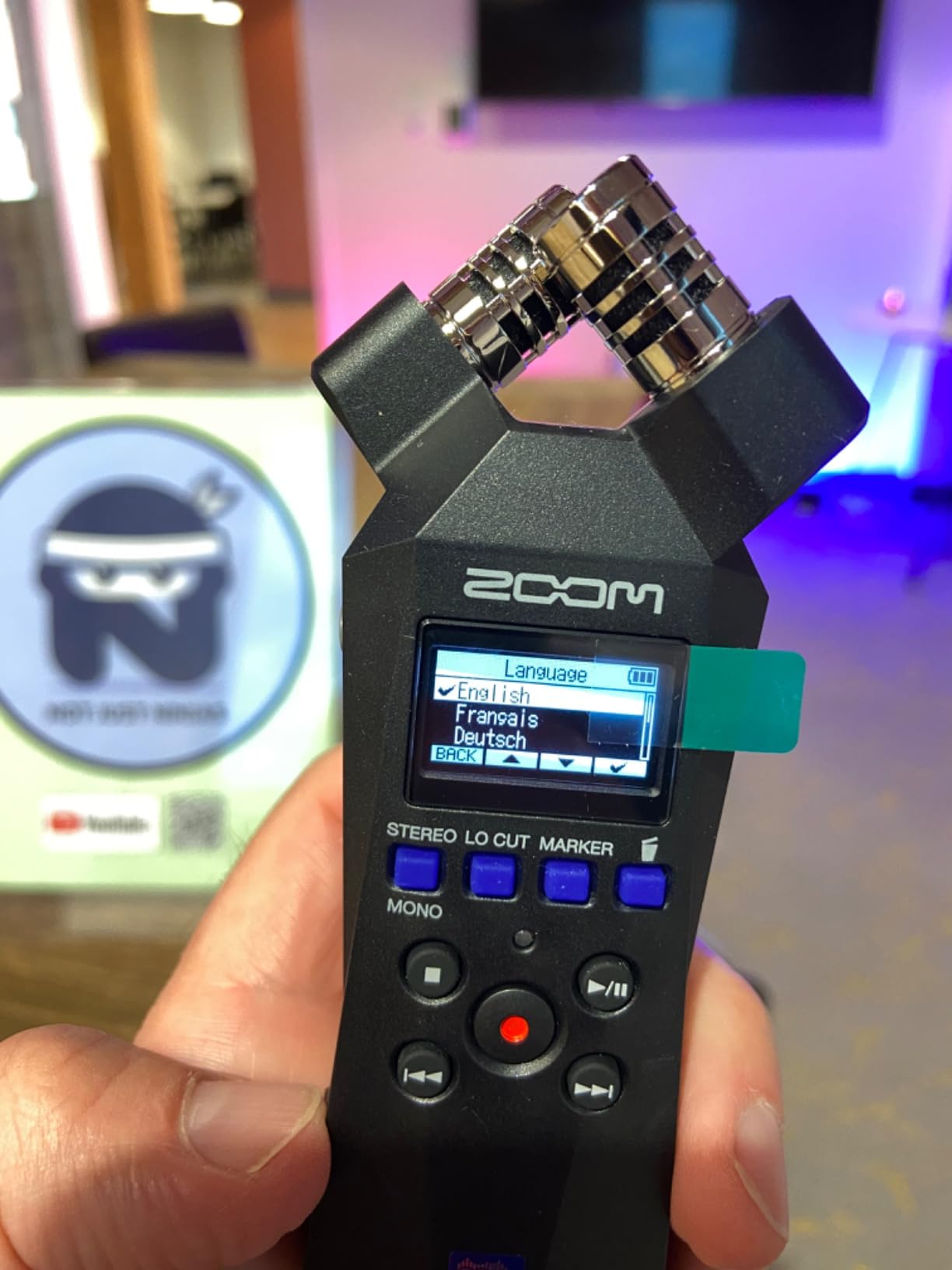 Zoom H1 Essential Recorder for Musicians, Podcasters & Content Creators customer photo 1