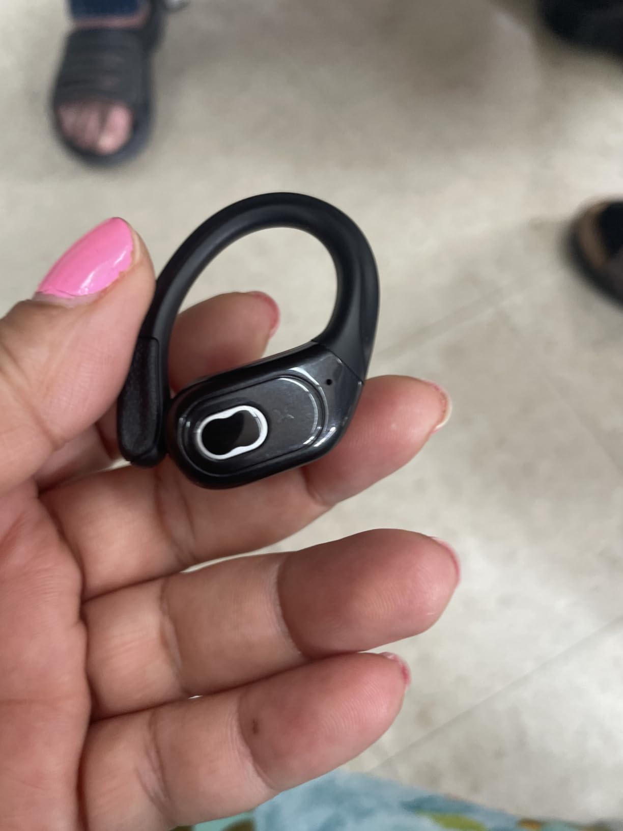 Wireless Earbuds 75H Bluetooth 5.4 Sport Headphones with Earhooks, Black customer photo 1