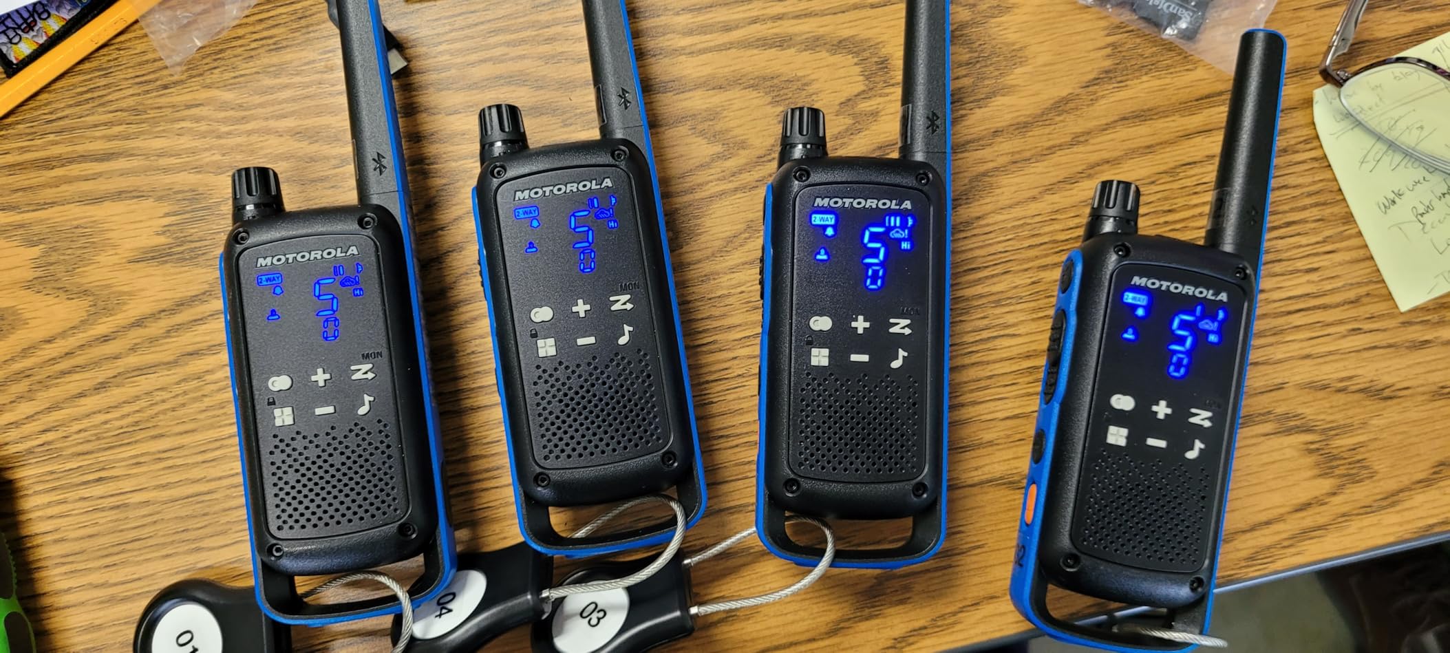 Motorola Solutions, Portable FRS, T802, Talkabout, Two-Way Radios Waterproof IP54 Walkie Talkie Emergency Preparedness, Rechargable, 22 Channel, 35 Mile, Black W/Blue, 2 Pack customer photo 1