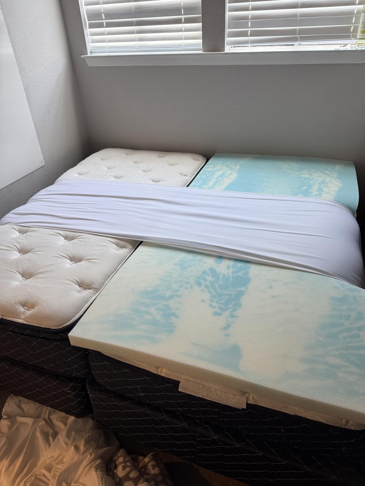 Briliantwerk Twin to King Bed Converter | Smart Bed Bridge | Split King Gap Filler customer photo 1