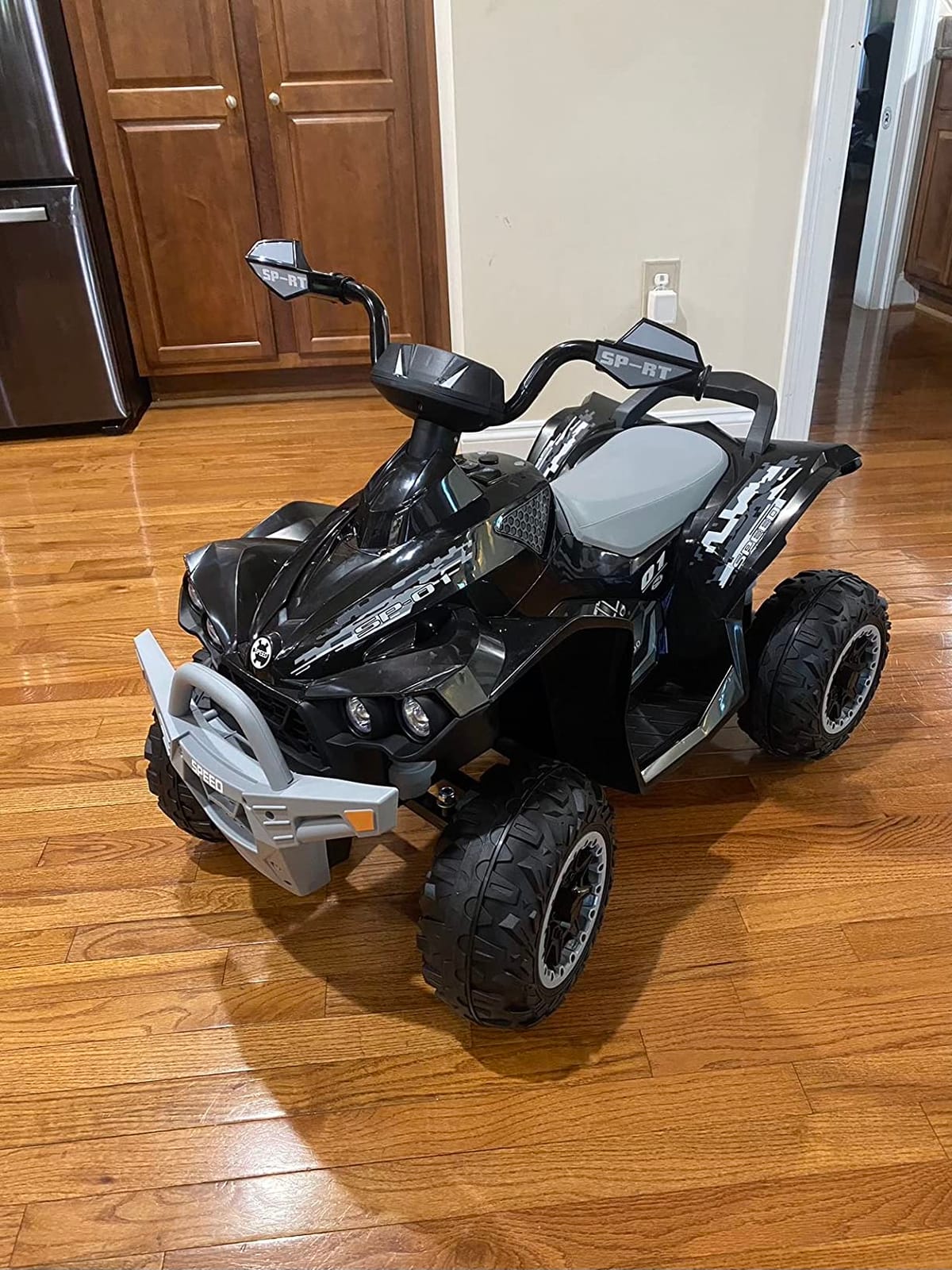 INFANS Kids ATV, 12V 4 Wheeler Ride on Toy, Dark Black customer photo 2
