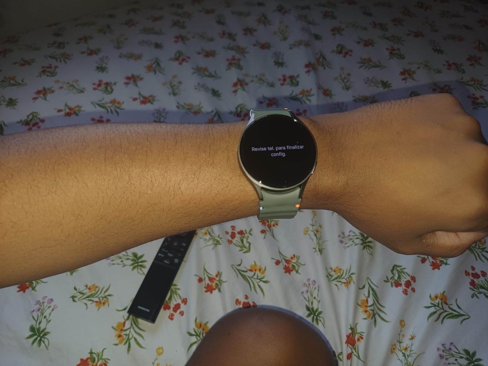 Samsung Galaxy Watch 7 40mm Bluetooth AI Smartwatch w/Energy Score, Wellness Tips, Heart Rate Tracking, Sleep Monitor, Fitness Tracker, 2024, Cream [US Version, 1Yr Manufacturer Warranty] customer photo 1