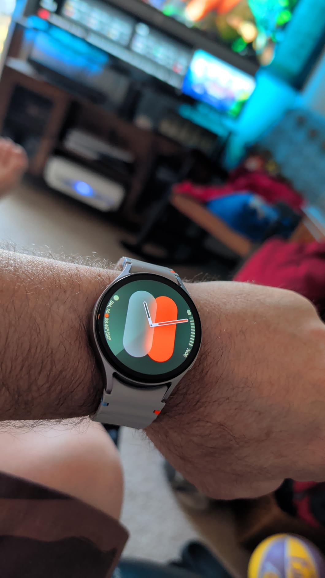 Samsung Galaxy Watch 7 40mm Bluetooth AI Smartwatch w/Energy Score, Wellness Tips, Heart Rate Tracking, Sleep Monitor, Fitness Tracker, 2024, Cream [US Version, 1Yr Manufacturer Warranty] customer photo 2
