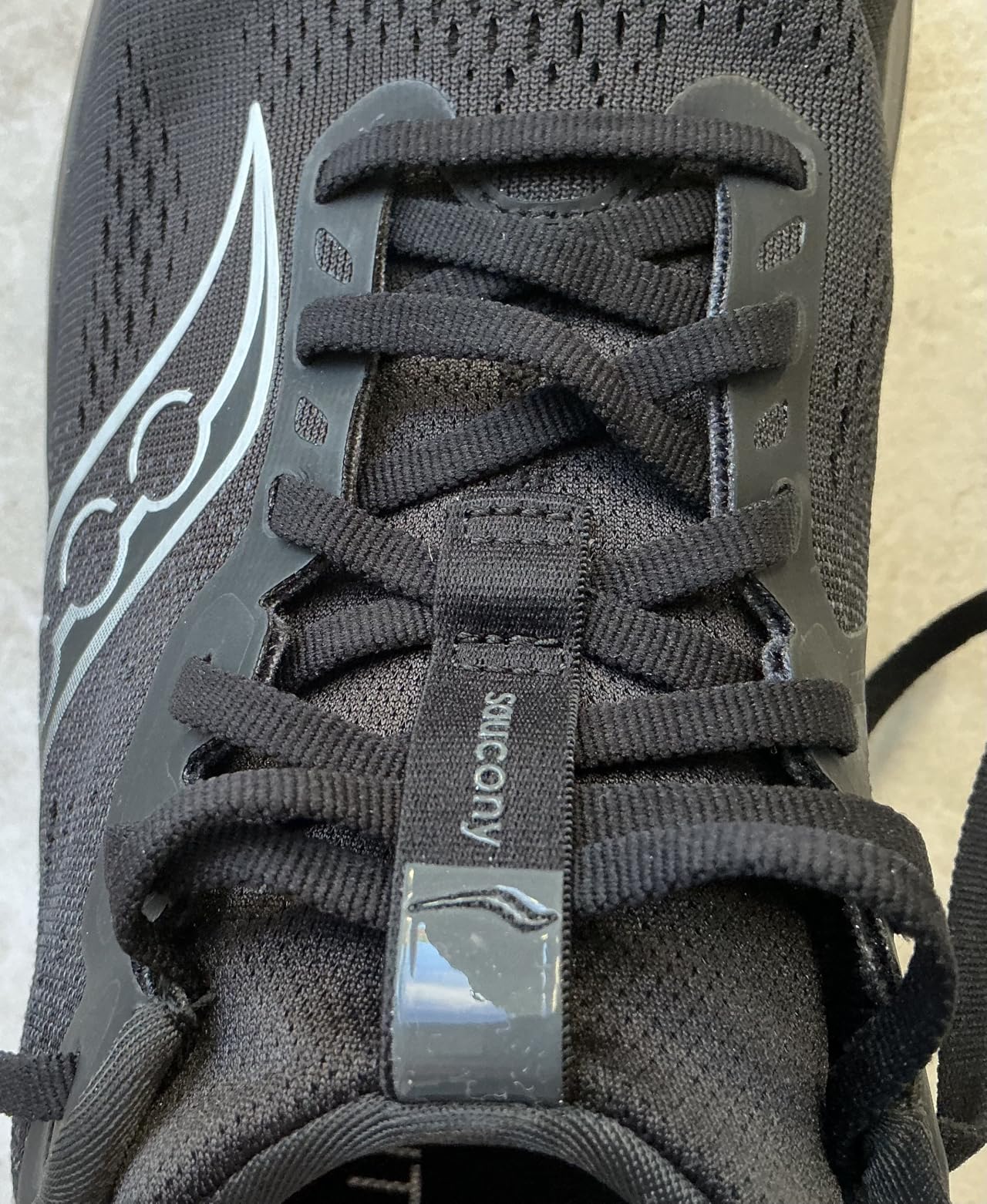 Saucony Men's Guide 18 Sneaker customer photo 1