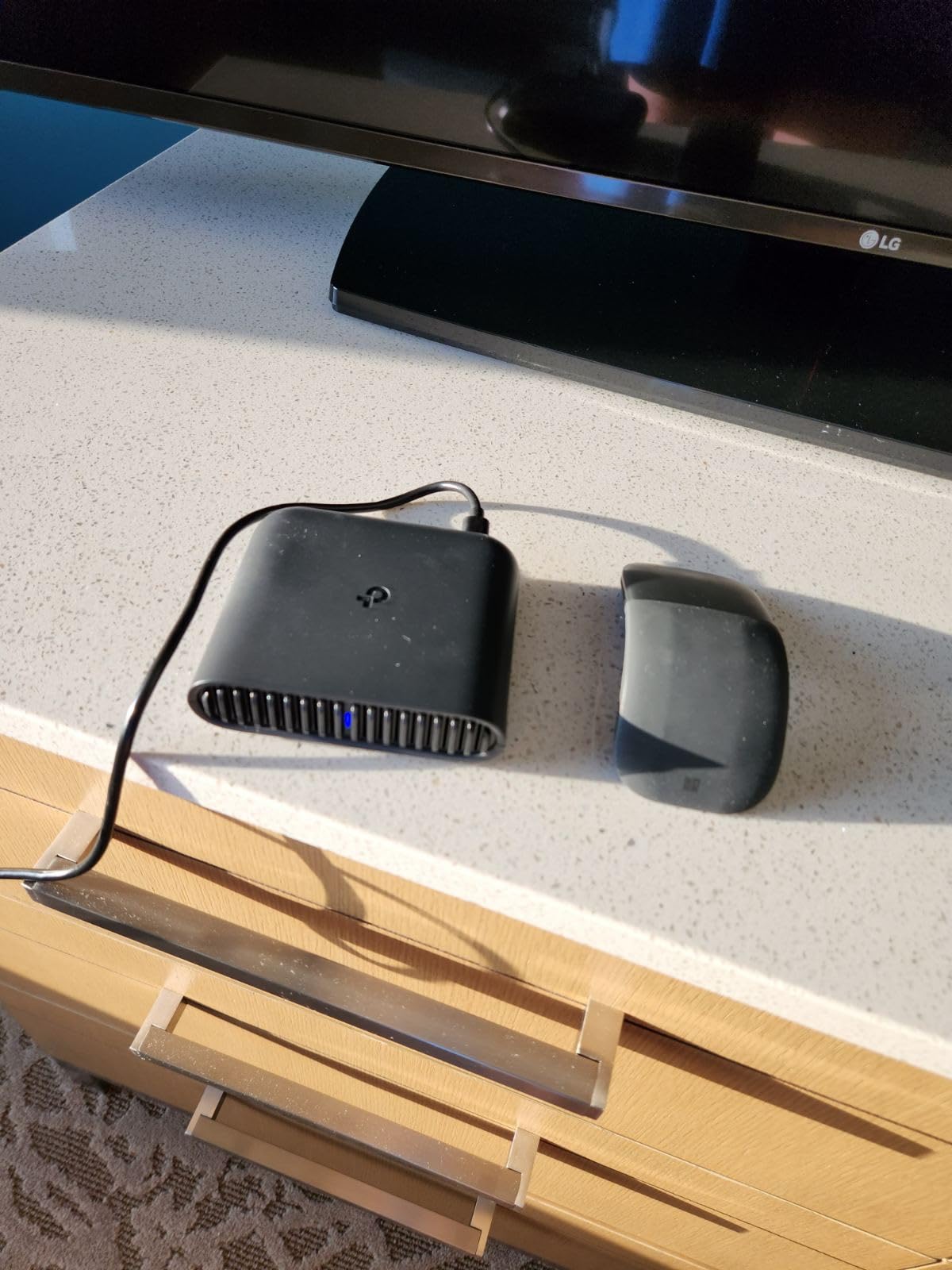 TP-Link Roam 6 AX1500 Portable Wi-Fi 6 Travel Router (TL-WR1502X) customer photo 1