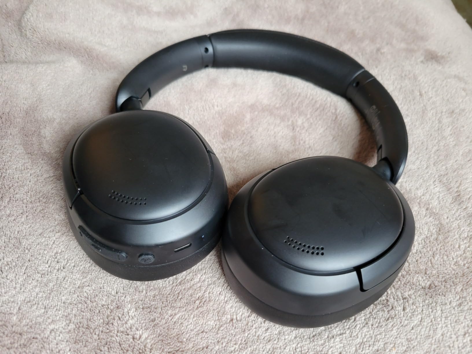 Edifier W800BT Pro Hybrid Active Noise Cancelling Headphones - Hi-Res Audio - AI Call Noise Cancellation - 45H Playtime - Fast Charging - Foldable - Wireless Over-Ear Bluetooth 5.4 Headphones - Black customer photo 1