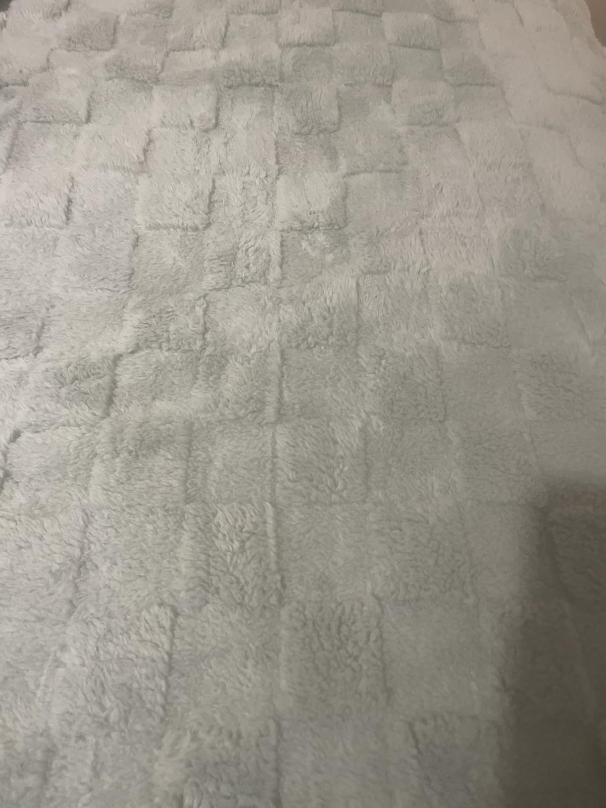 David's Home Fleece Blanket Queen Size, Lightweight Soft Checkered Jacquard Flannel Blanket for Fall Winter, No Shedding, No Pilling, Fuzzy Cozy Blanket for Aesthetic Room Decor, Light Grey, 90 * 90