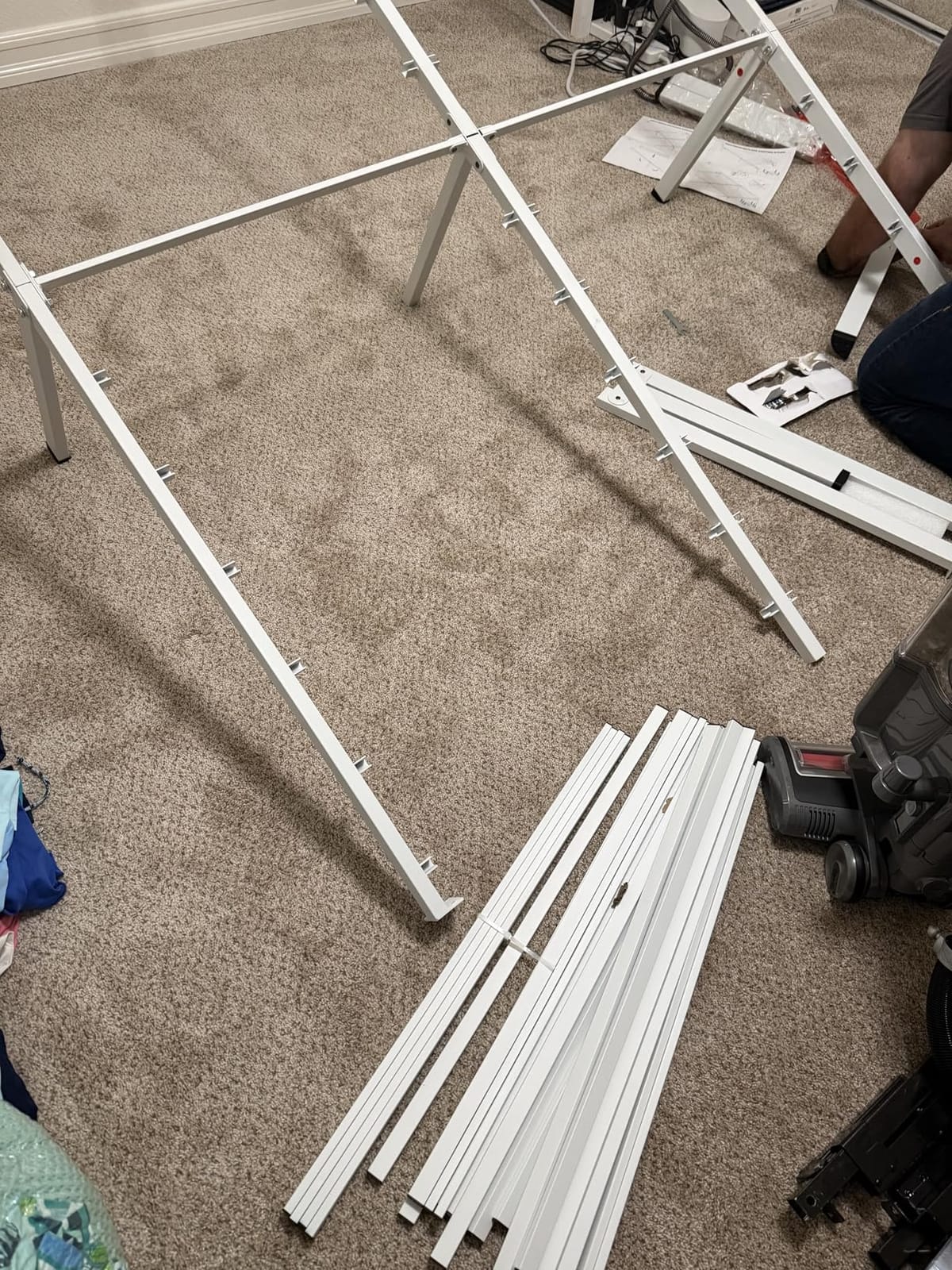 MAF 10 Inch King Metal Platform Bed Frame with Round Corner Legs | Mattress Slide Stopper, 3000 LBS Heavy Duty Steel Slats Support, Noise Free, No Box Spring Needed, Easy Assembly customer photo 1