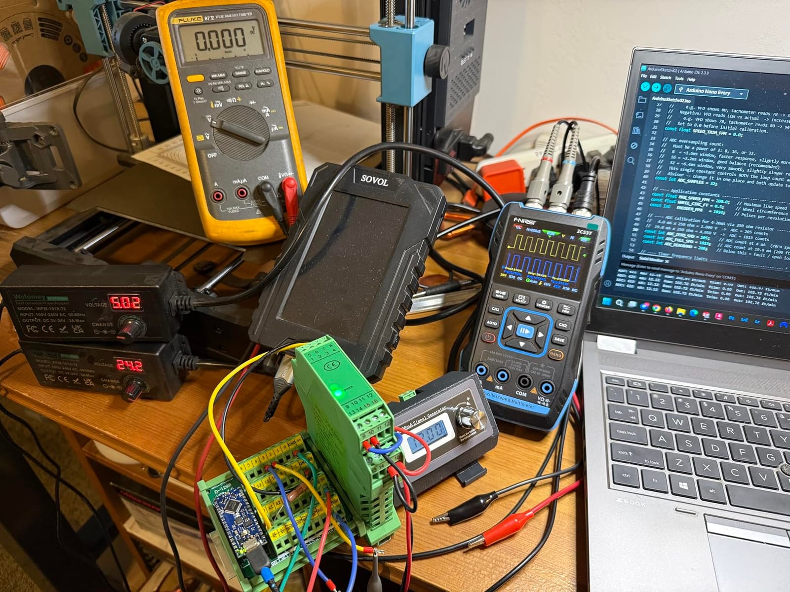 FNIRSI 2C53T 3-in-1 50MHz 2CH Oscilloscope Multimeter DDS Signal Generator customer photo 1