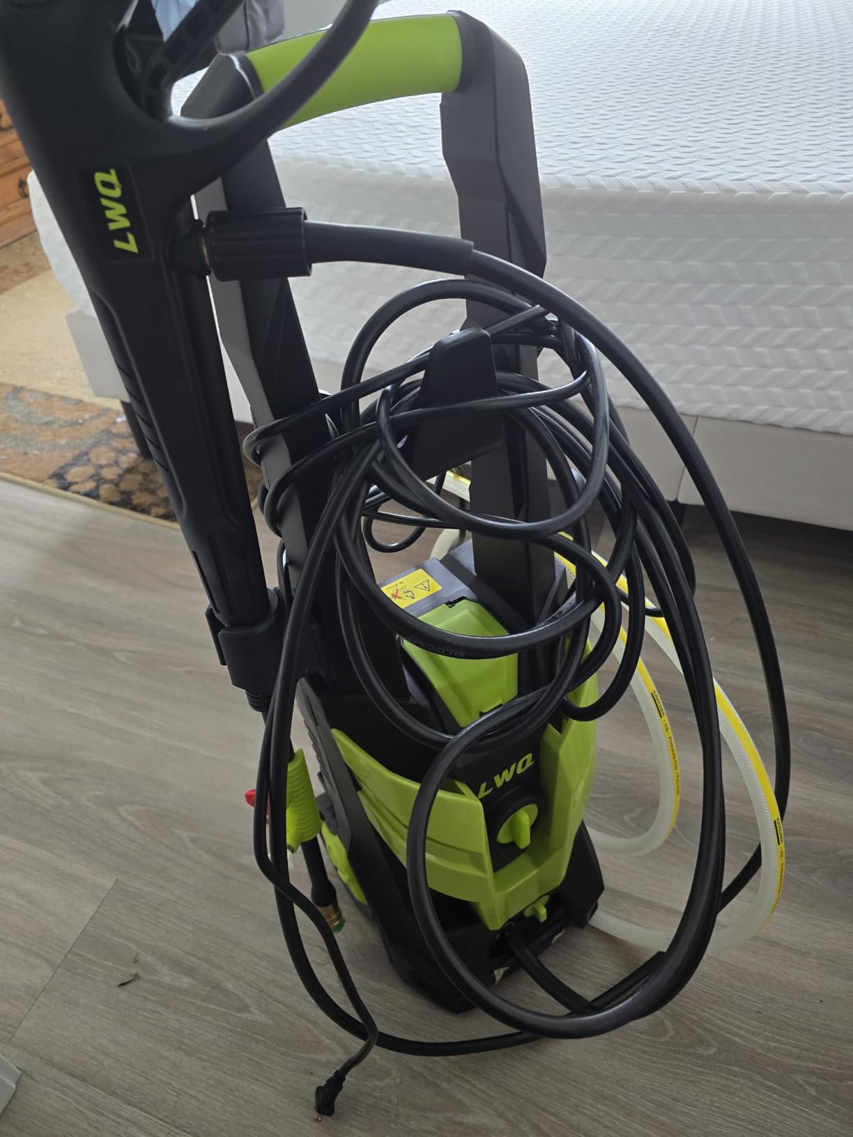 Pressure Washer, Portable Power Washer, 4 Quick Connect Nozzles, High Pressure Cleaning Machine for Car Fence Driveway Patio Washing and More(Light Green) customer photo 1
