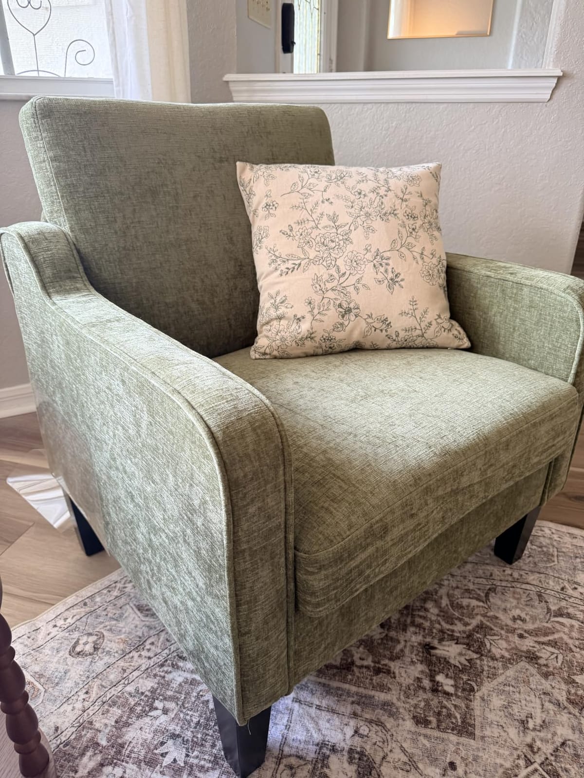 VINGLI Light Brown Accent Chair, Upholstered Armchair for Living Room | Chenille Reading Chair for Bedroom, Modern Traditional Sofa Chair, Comfy Chair for Small Space, Apartment, Waiting Room customer photo 1