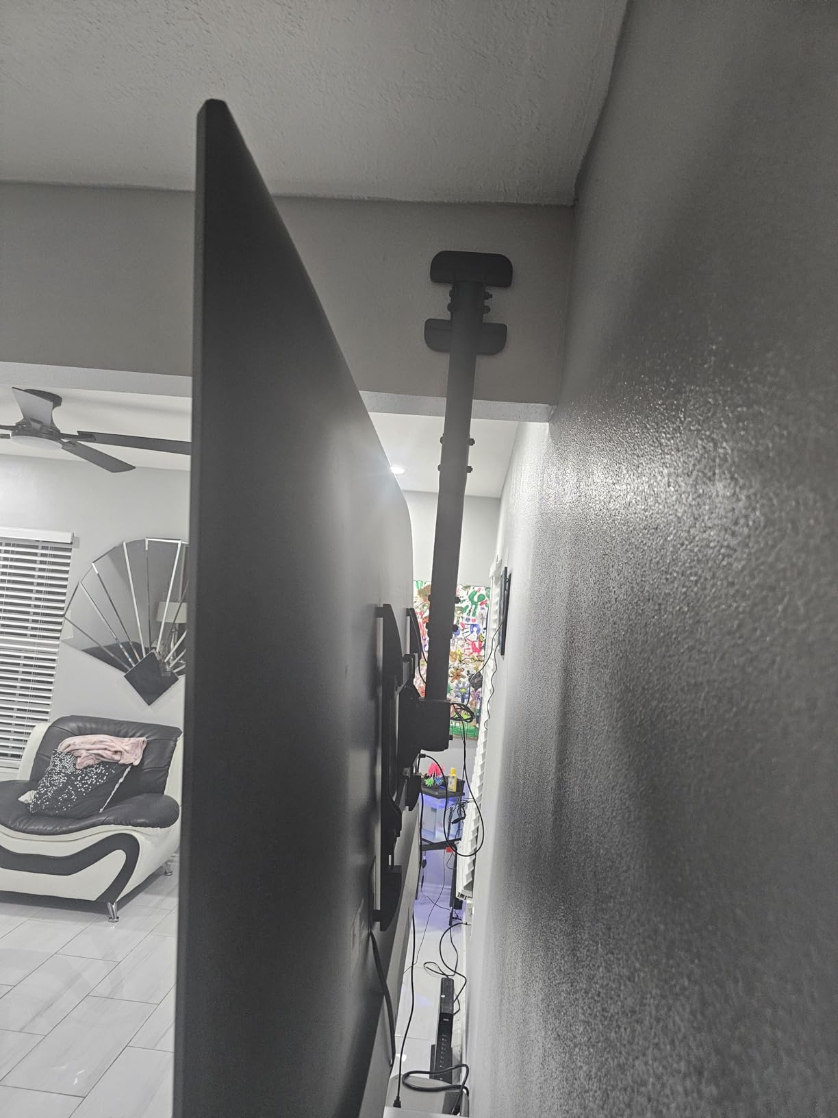 AX WABER Ceiling TV Mount Adjustable Bracket for 26-65 inch LCD LED OLED 4K TVs, Pole Ceiling Mount Holds up to 110lbs,Hanging tv Mount Max VESA 400x400mm (AX11TB01), Black customer photo 1