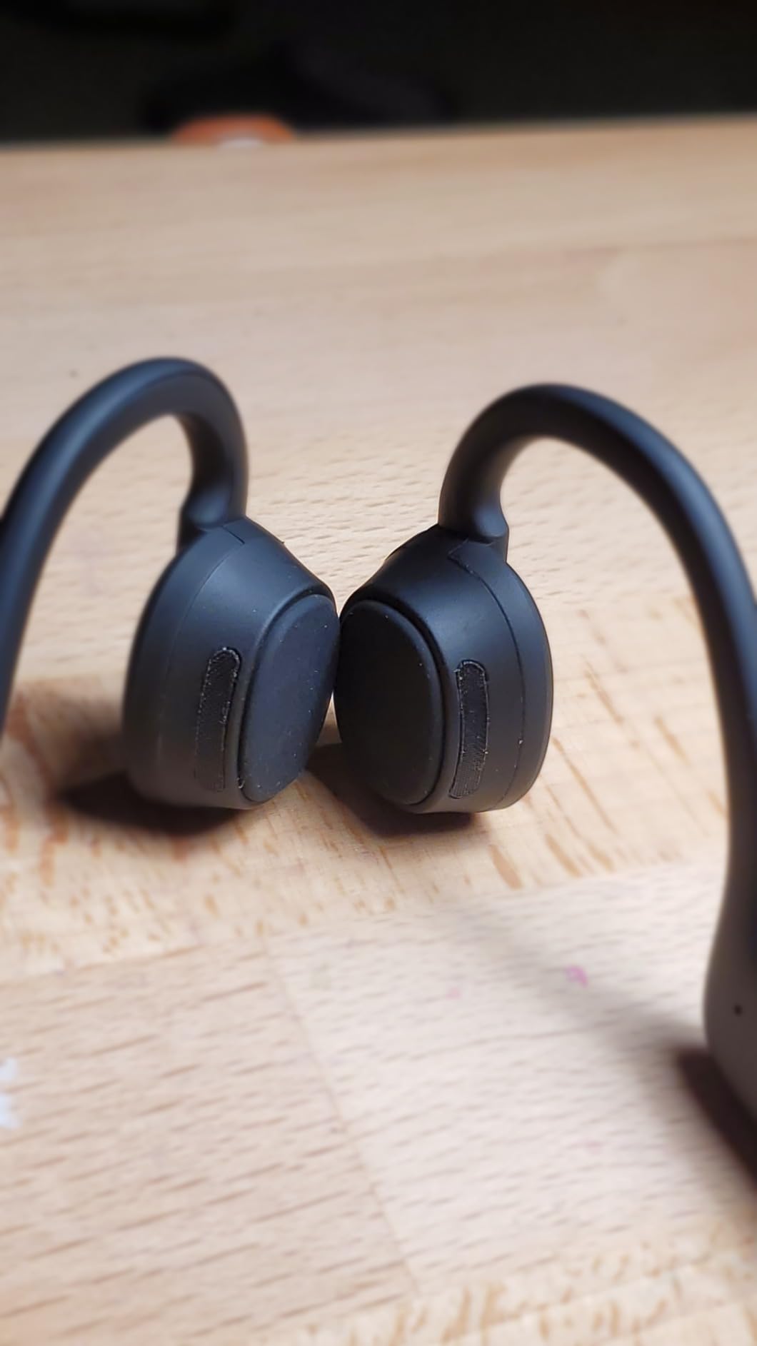 Bone Conduction Headphones - Open Ear Headphones Bluetooth 5.3 Sports Earphones with Built-in Mic, Sweat Resistant Wireless Headset for Running, Cycling, Hiking, Driving, 10H Playtime, Black customer photo 2