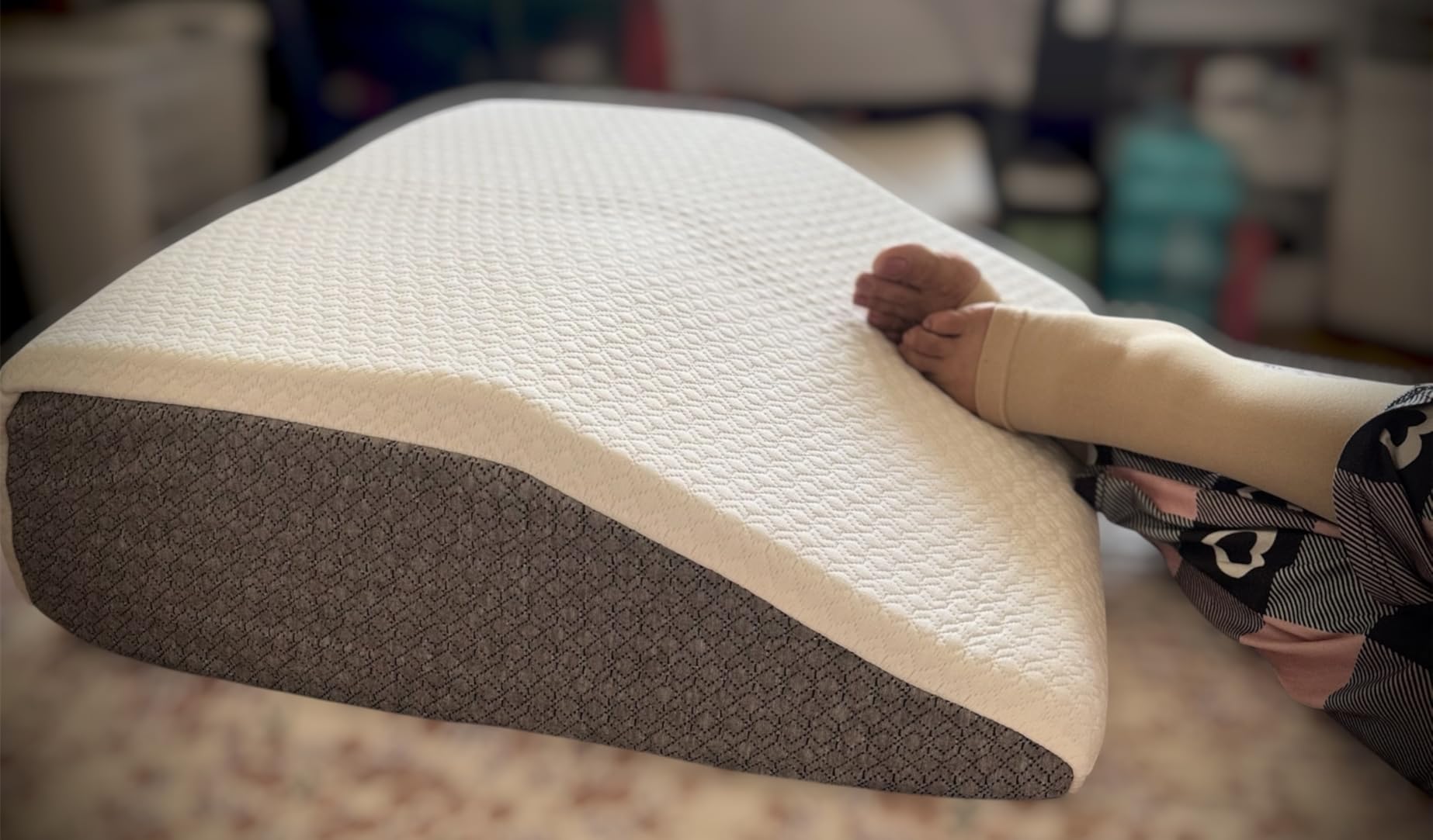 Nordjager Wedge Pillow for Sleeping, 24 x 24 x 10 Inch Bed Wedge customer photo 1