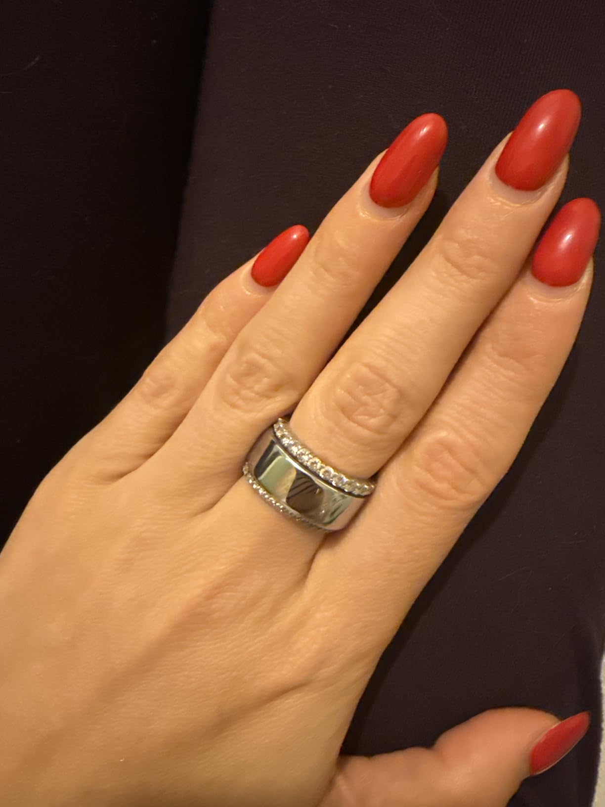 OURA Ring 4 Smart Ring - Gold - Size 8 customer photo 1