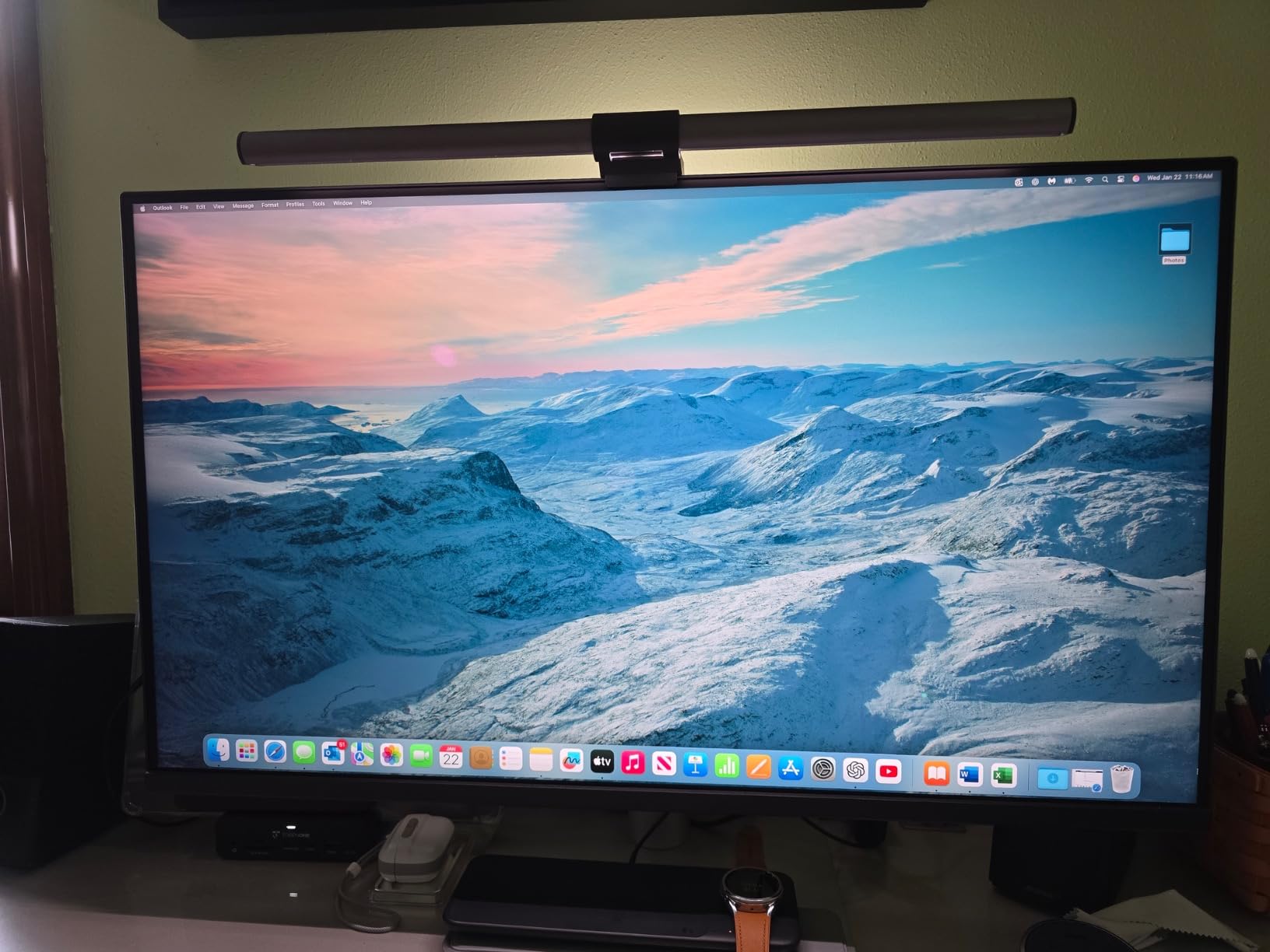 BenQ MA320U 32” 4K 3840x2160 Monitor for MacBook® Pro/Air, Dual USB-C, 90W Power Delivery, Mac Color Match, USB Hub, Brightness & Volume Control on Mac, Height & Tilt Adjustable Stand, P3 Color Gamut | 90W Power Delivery, Mac Color Match, USB Hub, Brightness & Volume Control on Mac, Height & Tilt Adjustable Stand, P3 Color customer photo 1