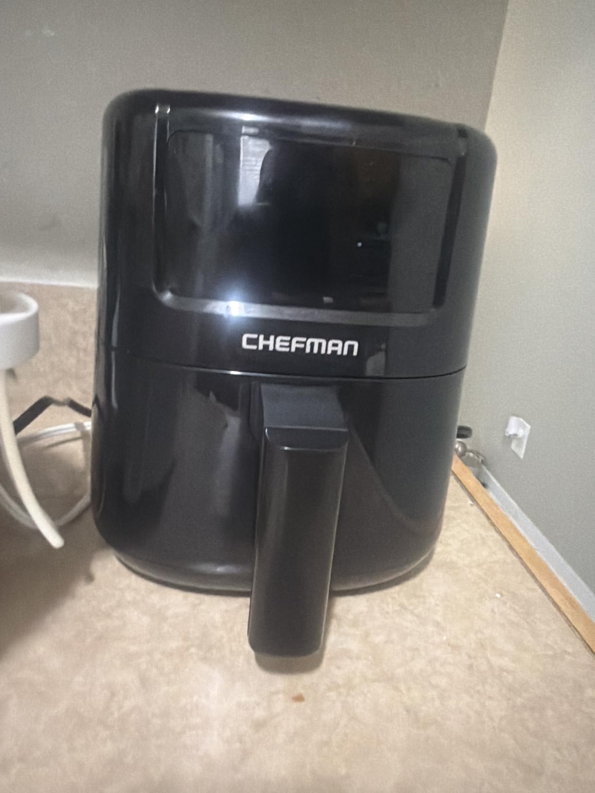 CHEFMAN 2 Qt Mini Air Fryer – Digital Space-Saving Compact Air Fryer with Nonstick and Dishwasher Safe Basket, Quick & Easy Meals in Minutes, Features Digital Timer and Shake Reminder – Black customer photo 2