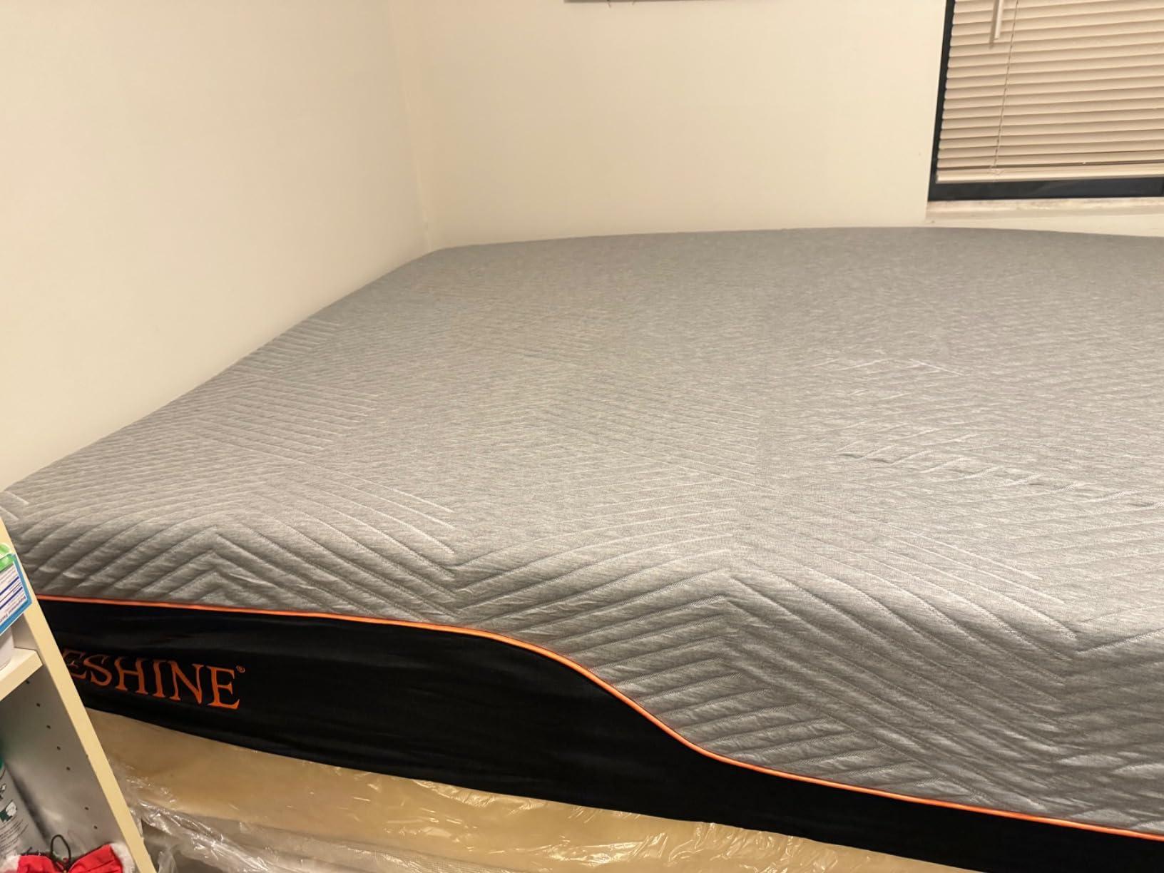 ESHINE Queen Mattress for Back Pain and Pressure Relief, 14 inch Gel Memory Foam customer photo 1