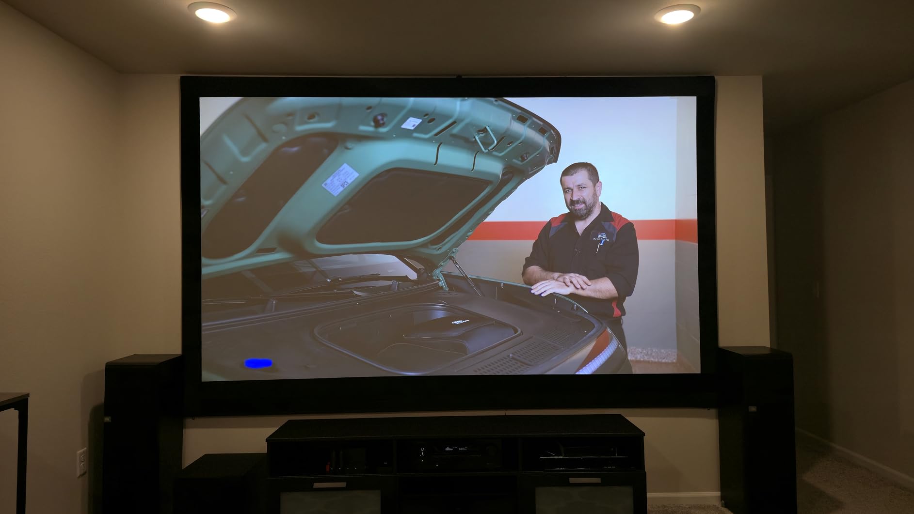ViewSonic LS901-4K 4K UHD Laser Projector 5500 Lumens, HDR Home Theater customer photo 1
