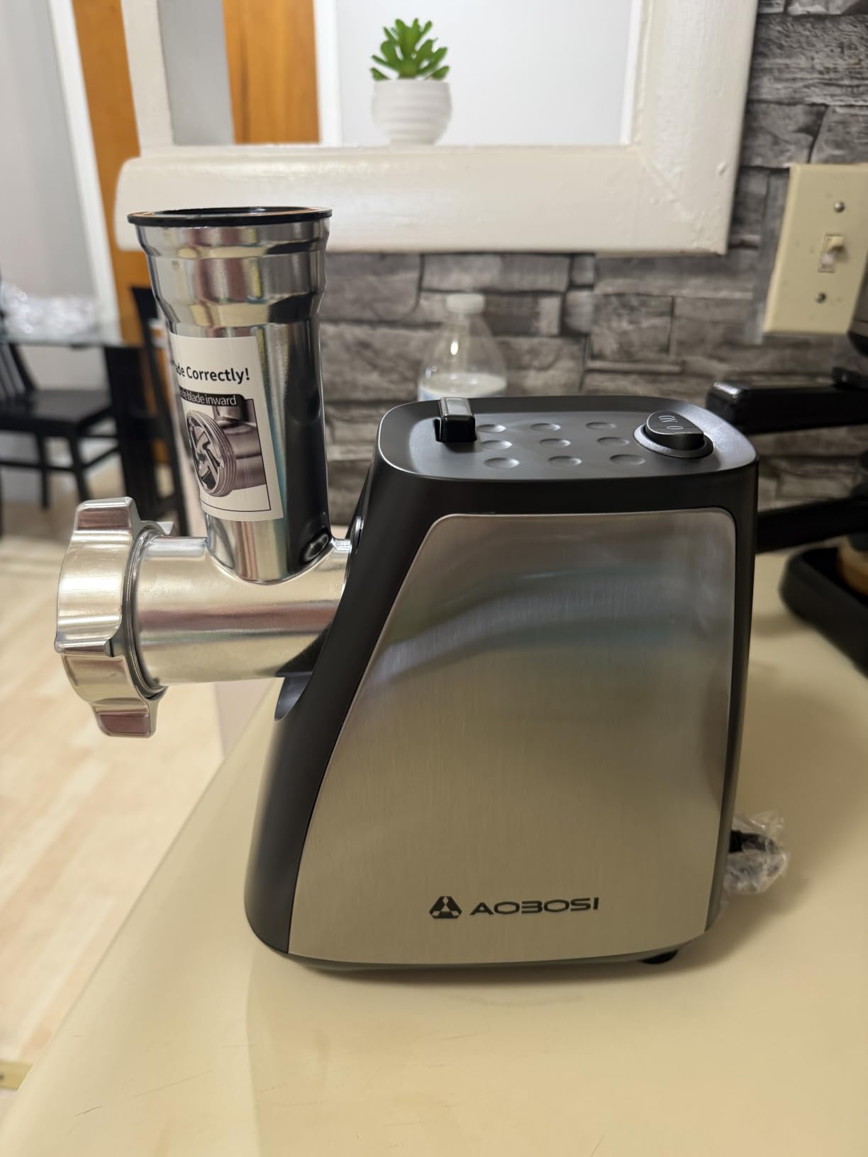 AAOBOSI Meat Grinder, 4-In-1 Meat Grinder Electric [2800W Max] with 3 Slice, Shred Blades,2 Blades,3 Plates,Sausage Stuffer,Kubbe Kit, for Home Kitchen Use, Stainless Steel customer photo 1