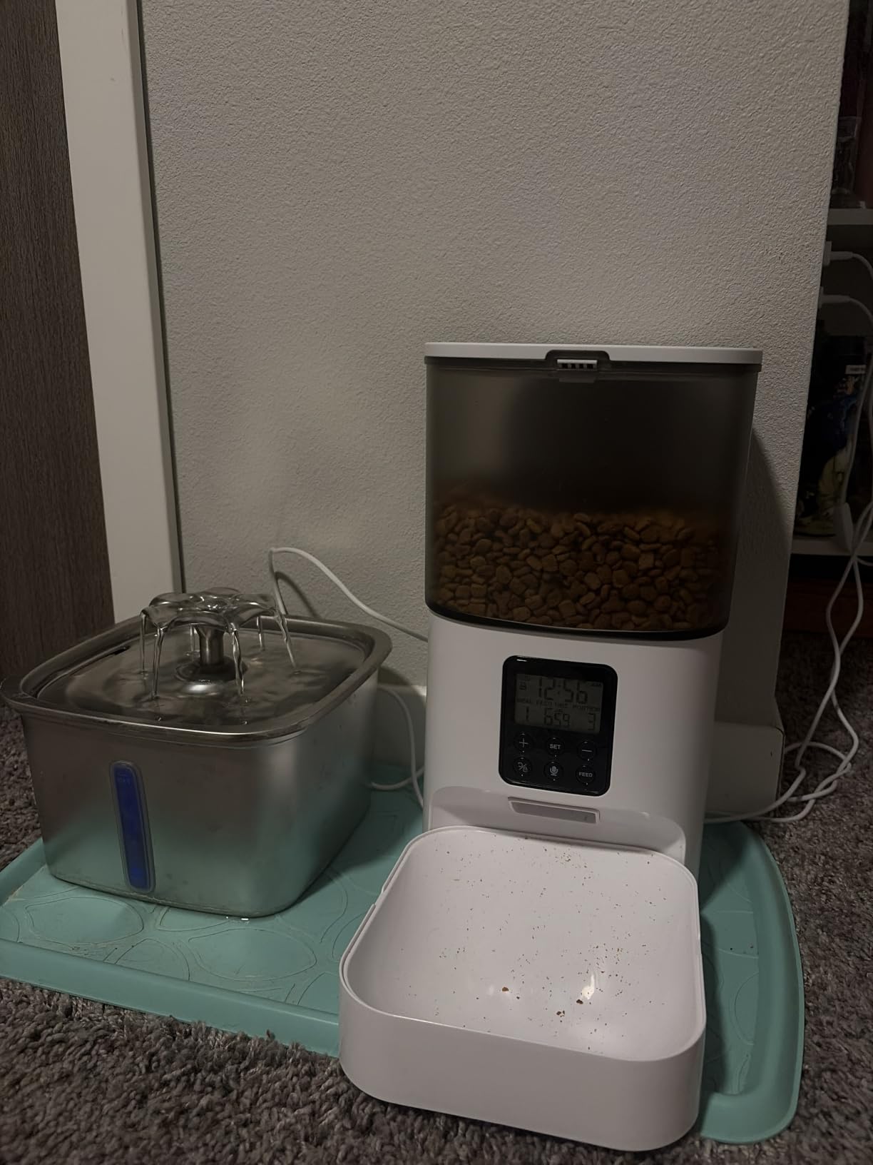 ANDOLL HOME Automatic Cat Feeder, 4L Cat Food Dispenser with 10s Voice Recorder, Pet Feeder up to 8 Meals per Day, Timed Dog Feeder with Dry Food Sealed Ring customer photo 1