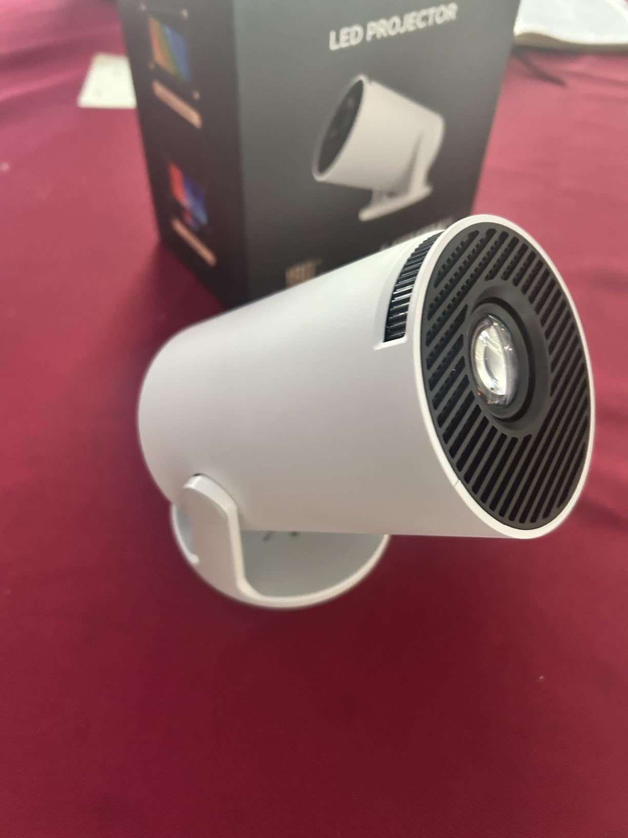 Mini Projector, Portable Smart Projector 4K WiFi 6 BT 5.4 [Built-in App] customer photo 1