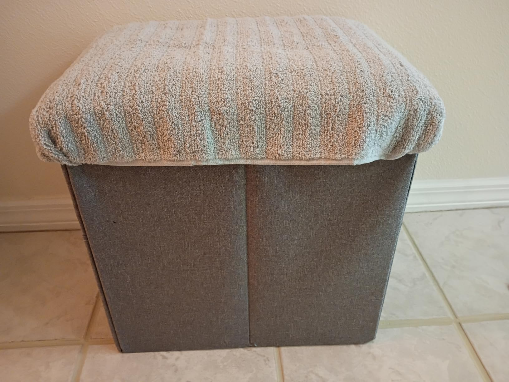 Storage Ottoman, 17