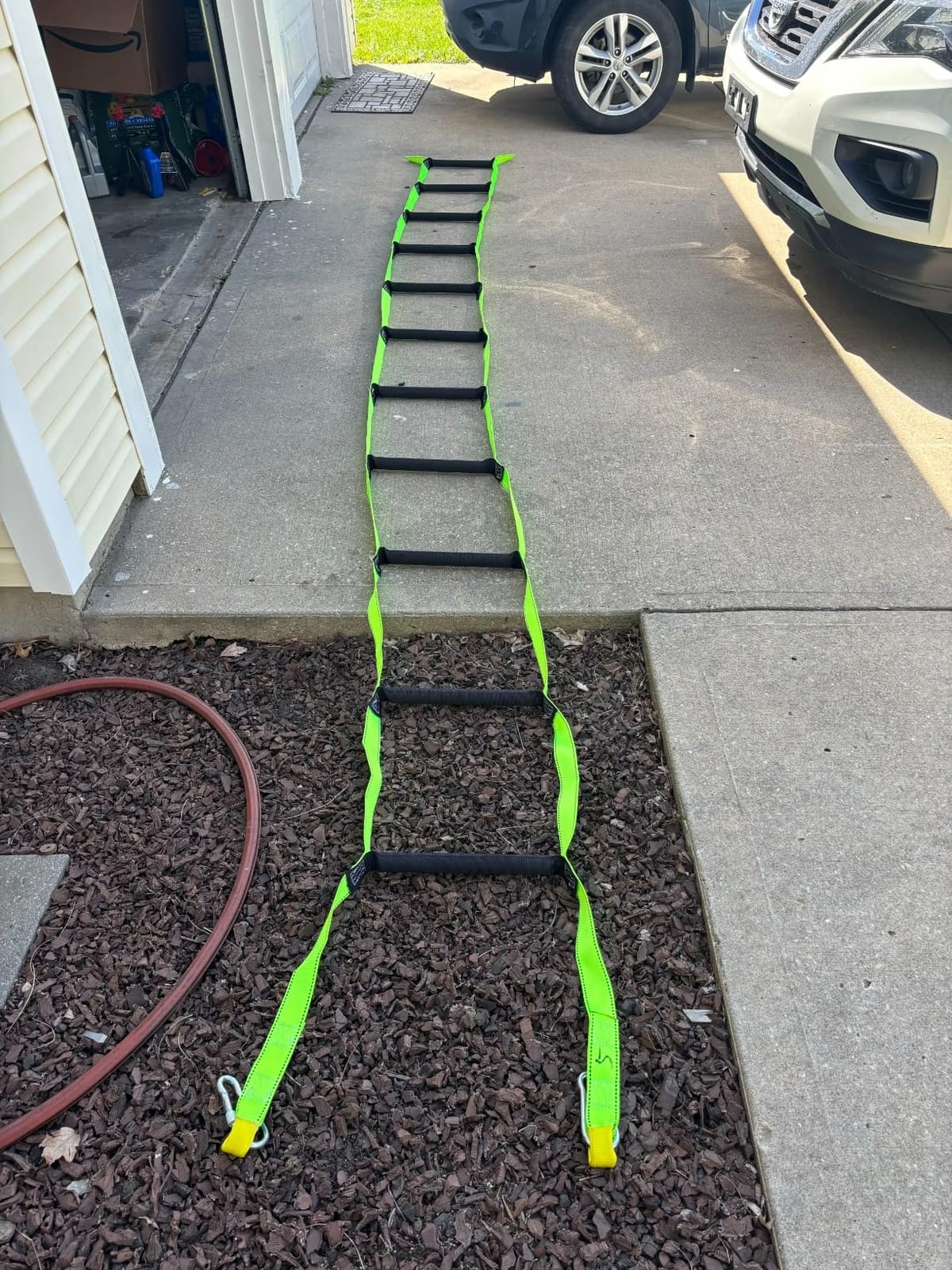 Fire Escape Ladders, 13FT Emergency Rope Ladder with 2 Hooks for 2-3 Story Homes, Portable Multi-use Quick Deployment Rope Ladders for Balcony Tree Window customer photo 1
