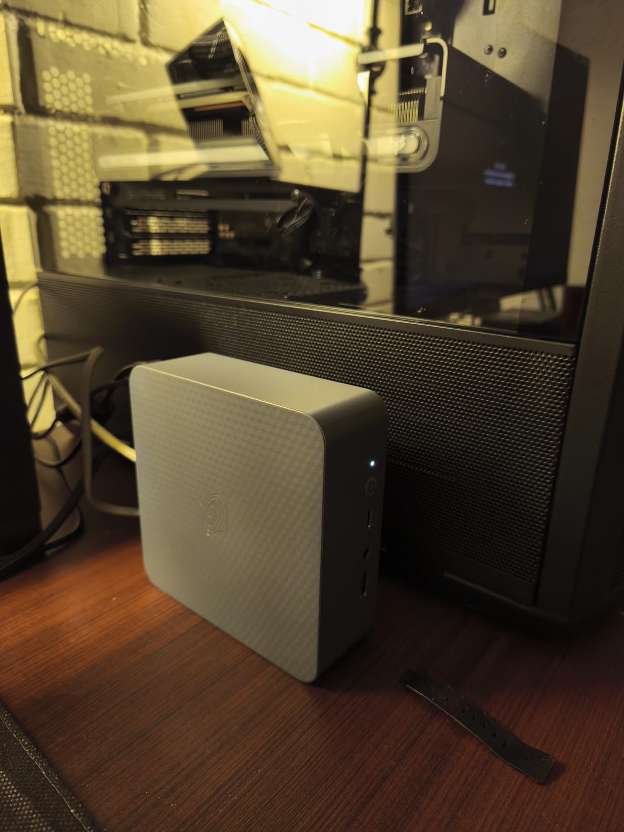 EQR7 Mini PC, AMD Ryzen 7 7735U 8C/16T, 16G LPDDR5 RAM 500G SSD | Mini Computer, Micro PC 4K@60Hz Dual Display, Built-in PSU Copilot WiFi6/BT5.2/2500Mbps customer photo 2