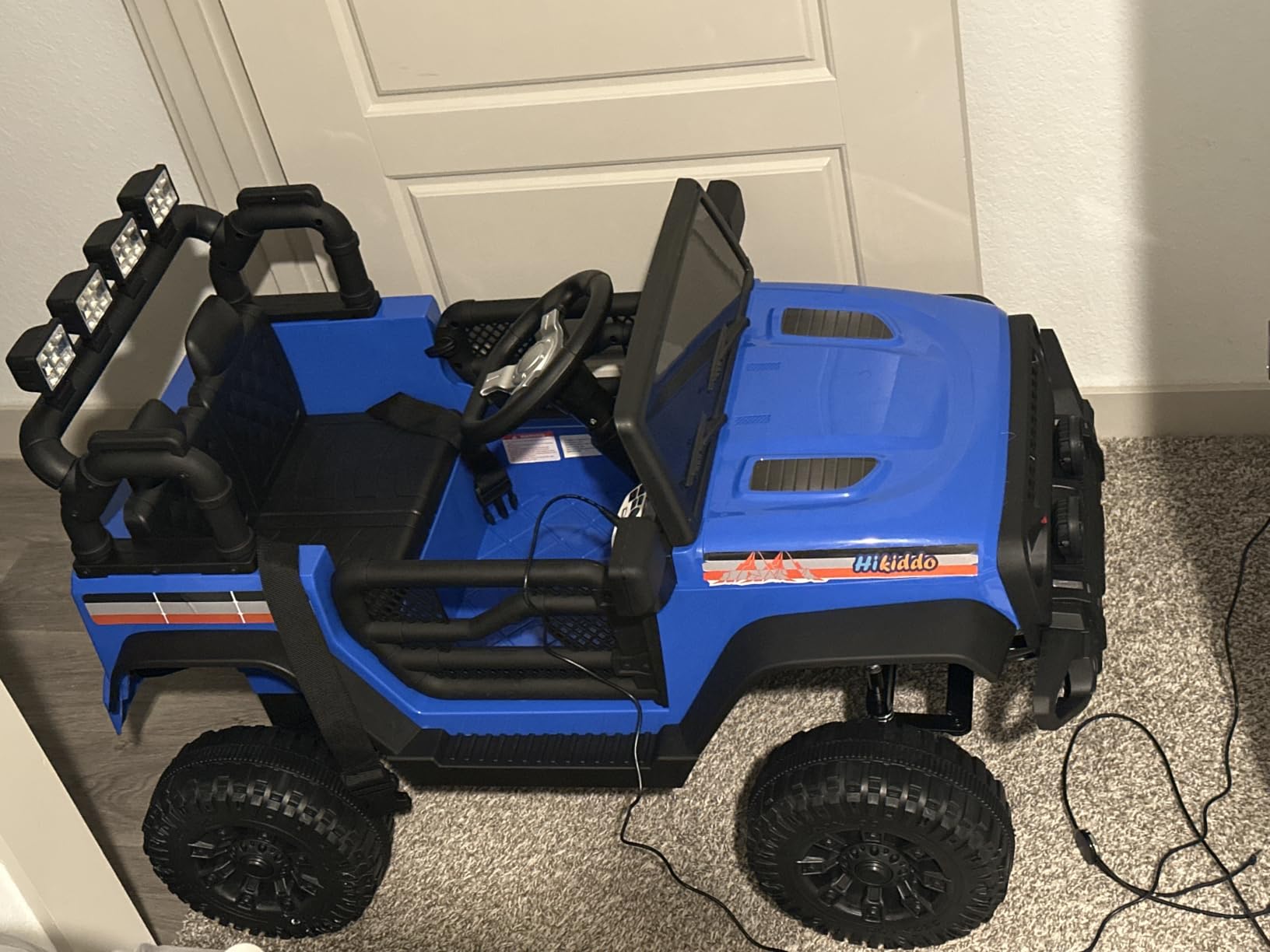 Hikiddo 24V Ride on Toy, Kids Electric Vehicle Car for Kids w/Remote customer photo 1
