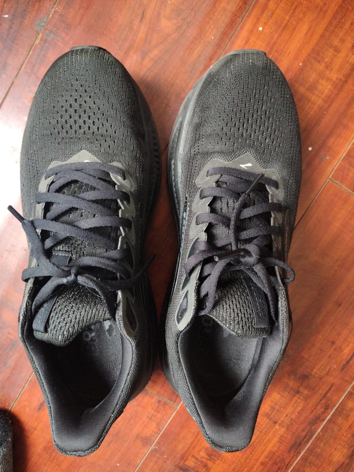 Brooks Men’s Ghost 17 Neutral Running Shoe customer photo 2