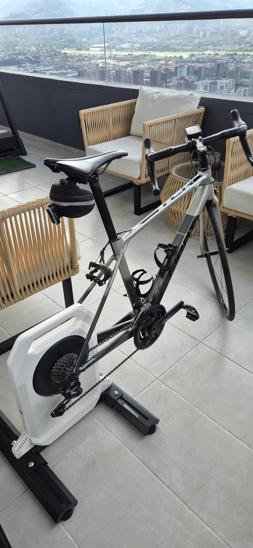 ThinkRider XXPRO Smart Bike Trainer，2500W，25% Gradient，ANT + & BLE customer photo 2