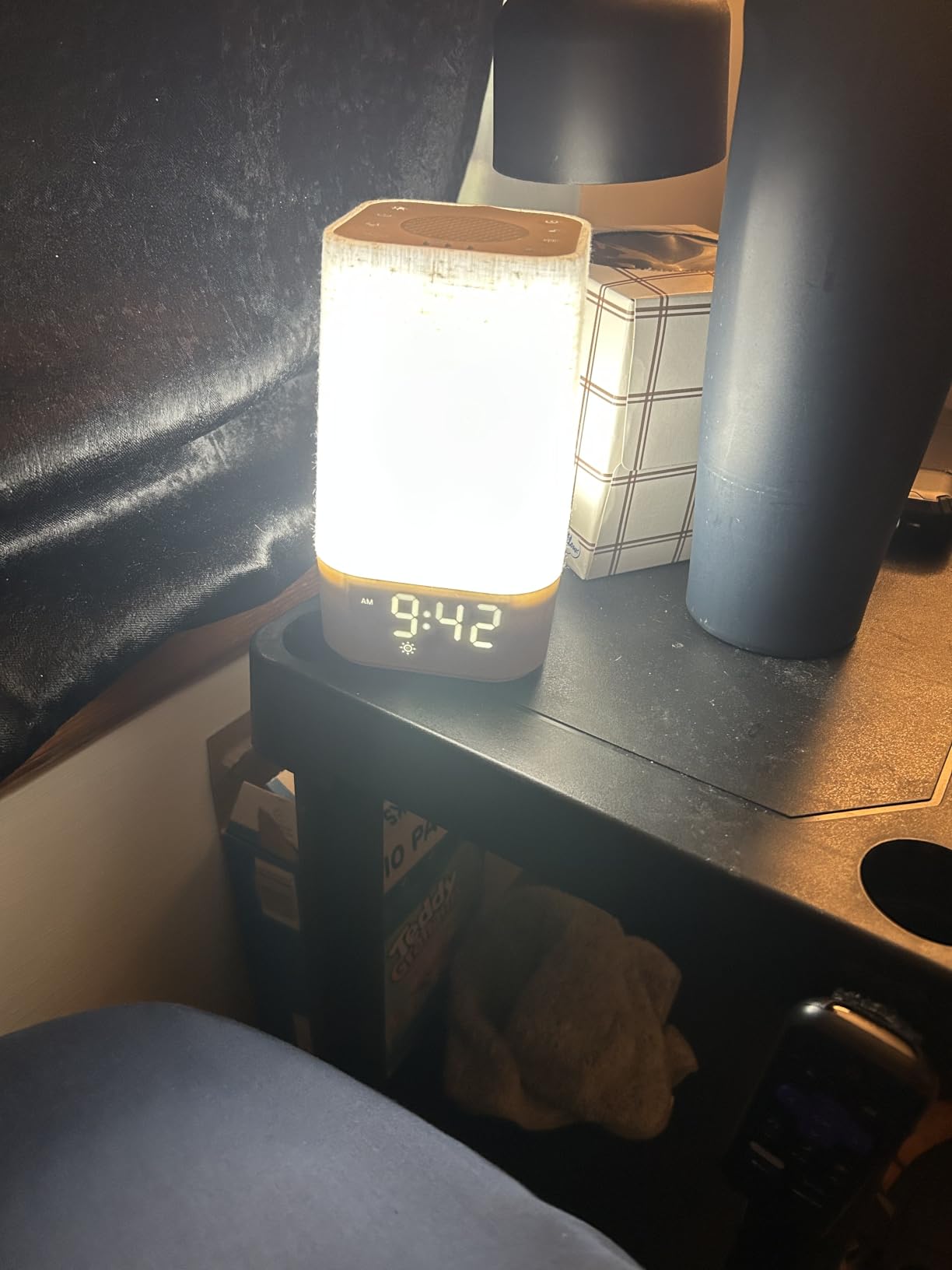 Sunrise Alarm Clock with Sound Machine, Gentle Wake Up Light for Bedroom | 10-60 Mins Gradual Light, 30 Soothing Sounds, Adjustable Brightness, 32-Level Volume, Bright & Loud Enough for Dark Morning customer photo 1