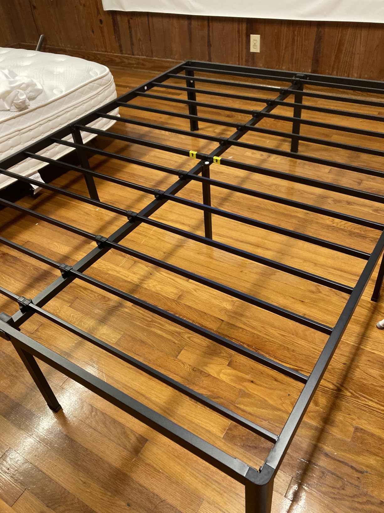 NKZ 18 Inch Queen Size Metal Platform Bed Frame with Round Corner Legs, 3500LBS Load Capacity customer photo 2