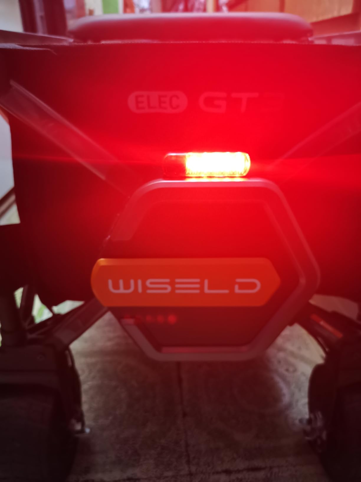 WISELD GT3 Electric Wagon Cart with Seat Battery,772 LBS Motorized Utility Cart with 1500W Motor, Range18.6MI, Reverse, Steering, Cruise Control for Camping, Farms, Events & Trade Show customer photo 1