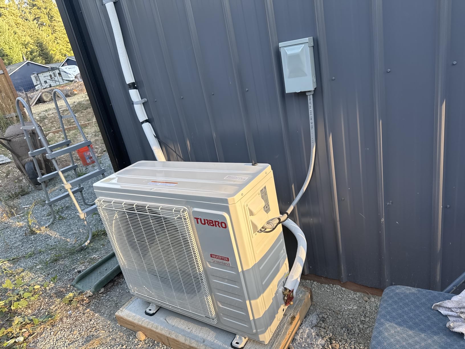 TURBRO 12,000 BTU Ductless Mini Split Inverter AC with Heat Pump 23 SEER2 customer photo 1