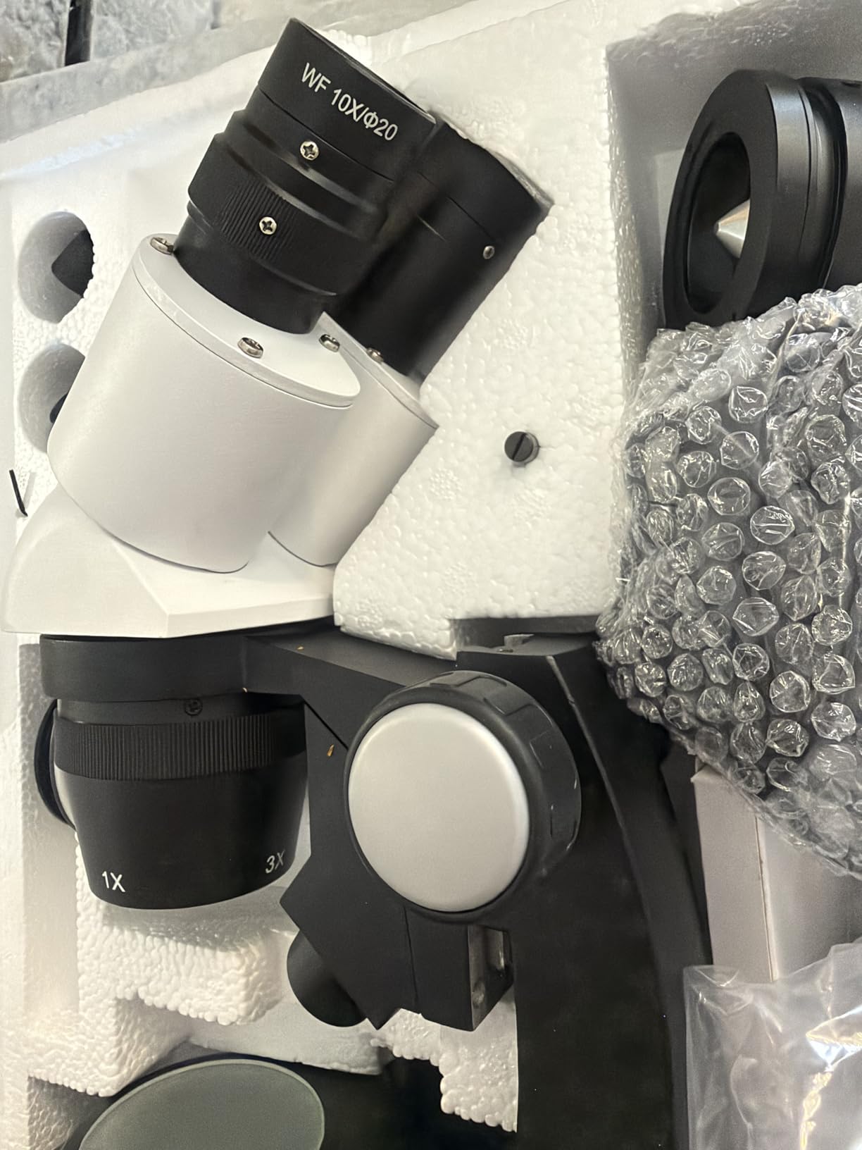 GemOro Elite 1030 LED Microscope | Professional High-Precision Jewelry, Gemstone & Watch Repair Inspection with Adjustable Zoom & LED Lighting | 10X to 30X Magnification | Portable, Ergonomic Design customer photo 1