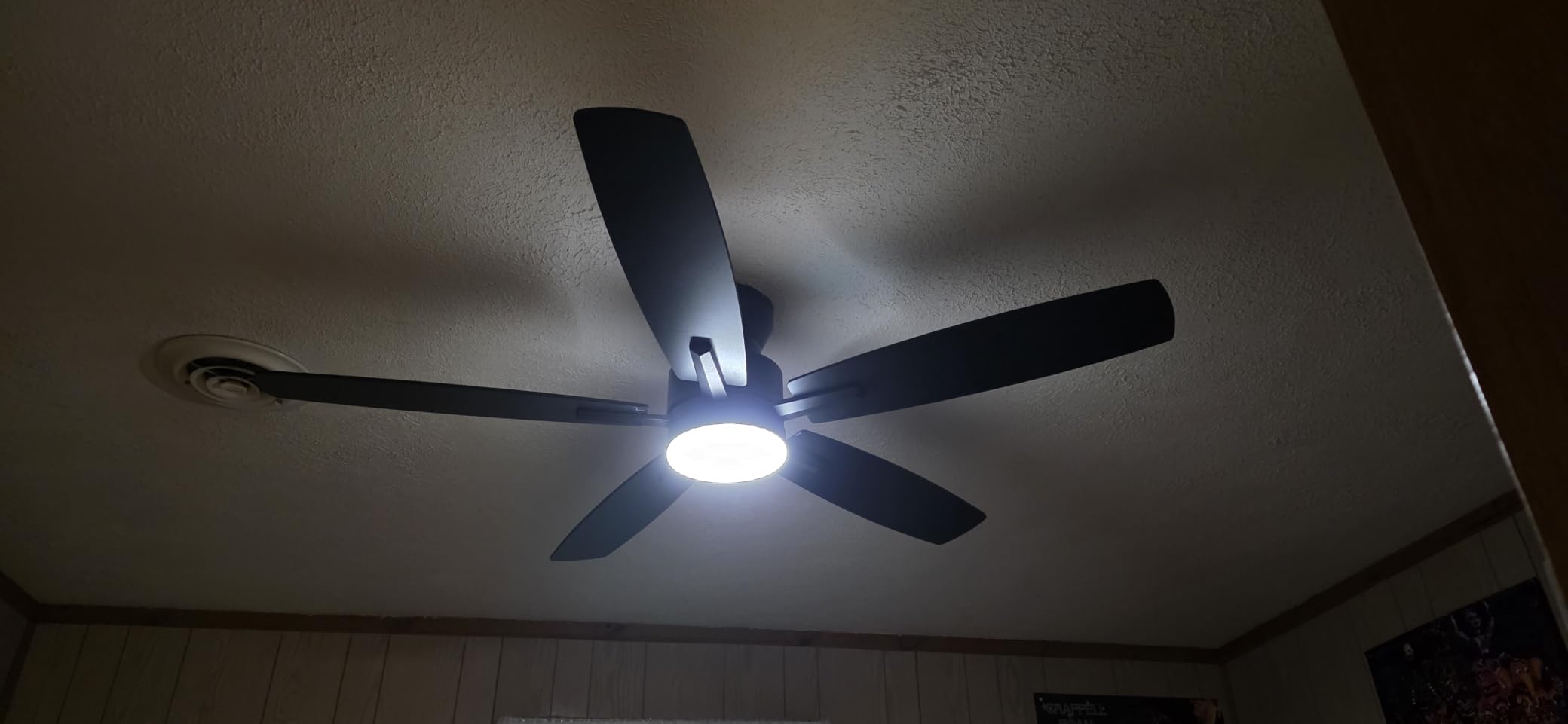Ohniyou 52'' Low Profile Ceiling Fan with Lights, Remote/APP Control, Black | Flush Mount, Dimmable 3CCT LED, Quiet Reversible DC Motor; Memory Function, 4580 CFM, for Indoor Bedroom Living Room customer photo 2